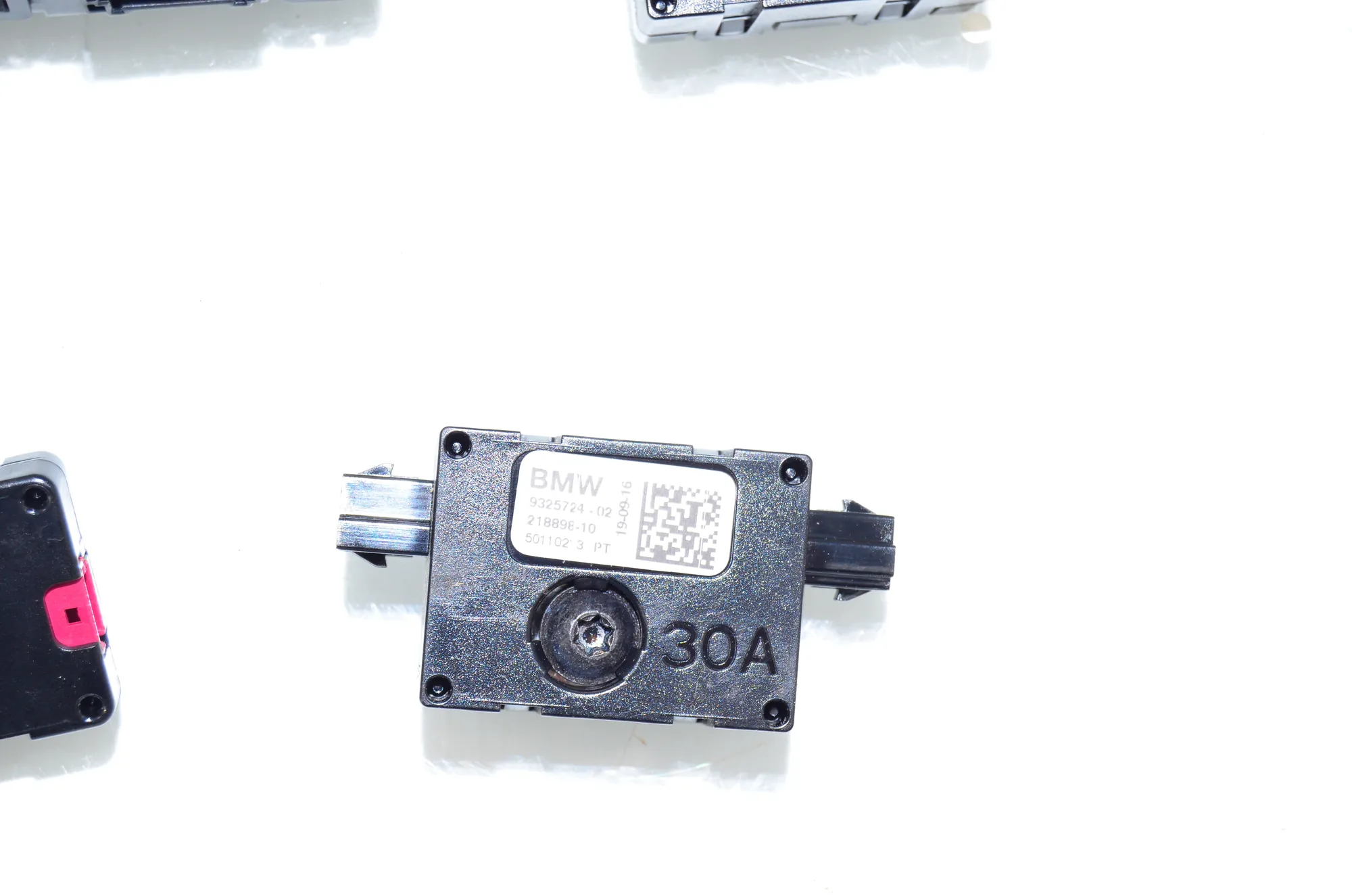 Antenna – OEM 9384054 · BMW 7 (G11, G12) 750 d, Ld xDrive 2016 – 4