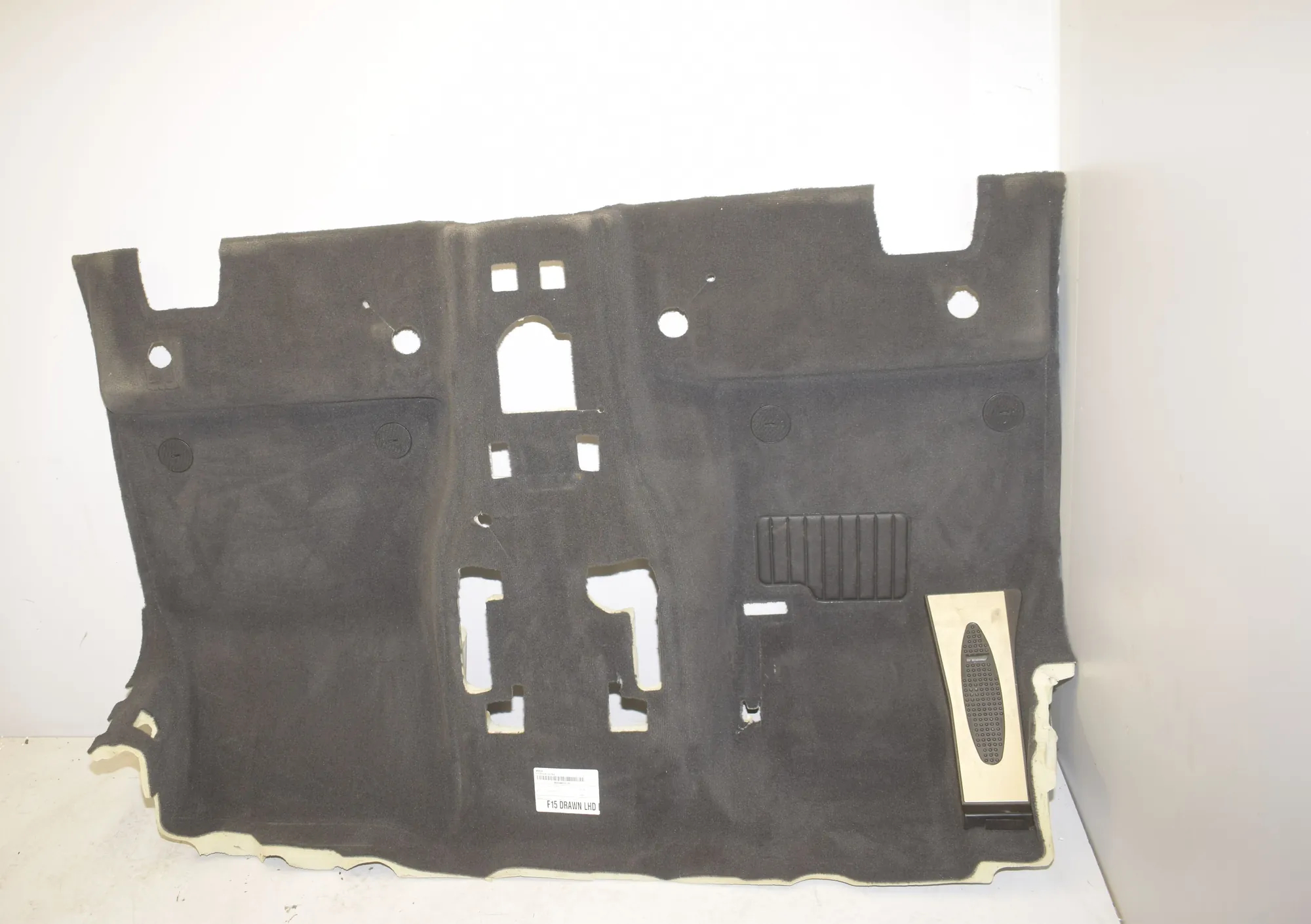 Interior Mat – OEM 8059865 · BMW X5 (F15, F85) M 2018 – 3