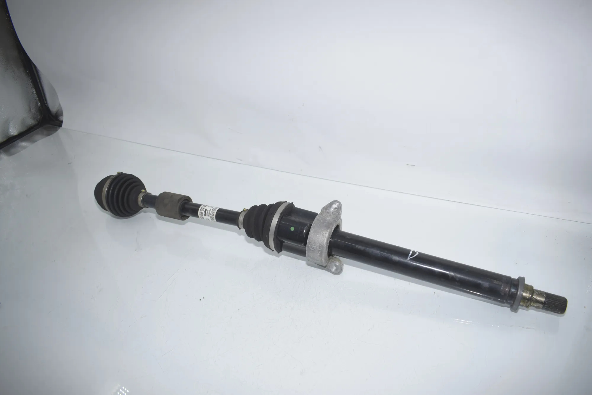 Front Right Driveshaft – OEM 8643364 · BMW X1 (F48) sDrive 18 i 2018 – 2