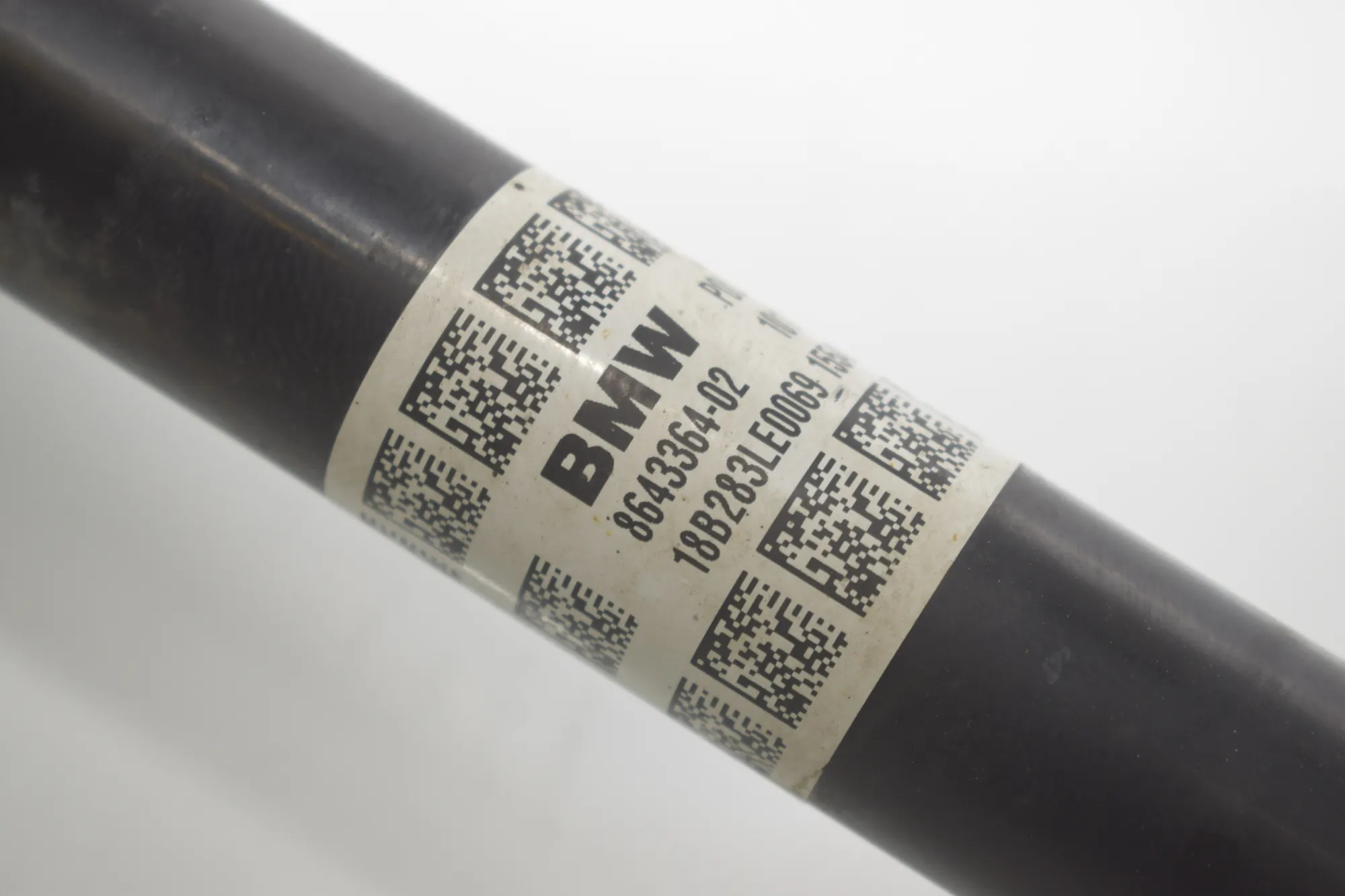 Front Right Driveshaft – OEM 8643364 · BMW X1 (F48) sDrive 18 i 2018 – 4