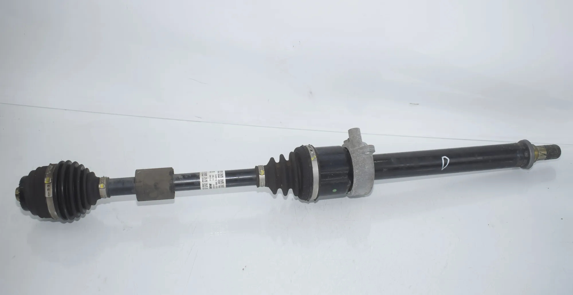 Front Right Driveshaft – OEM 8643364 · BMW X1 (F48) sDrive 18 i 2018 – 3