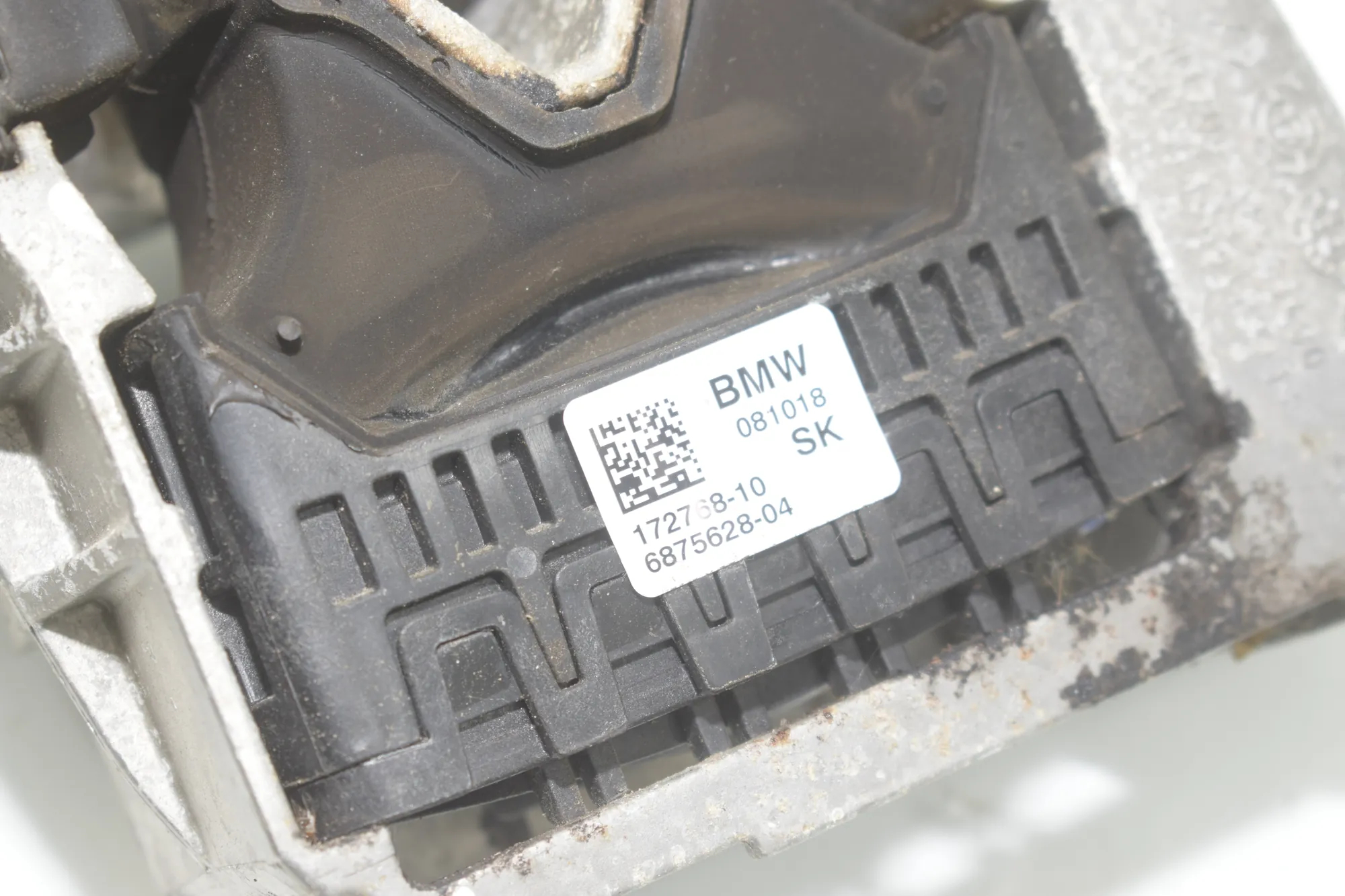 Right Side Engine Mount – OEM 6875628 · BMW X1 (F48) sDrive 18 i 2018 – 4