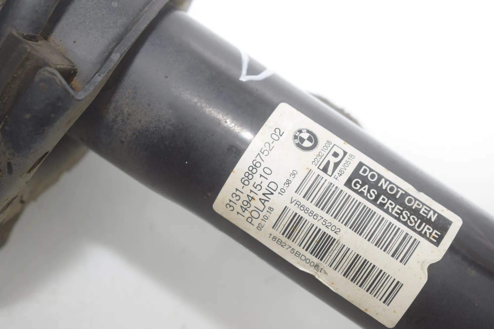Front Right Shock Absorber – OEM 6886752 · BMW X1 (F48) sDrive 18 i 2018 – 5