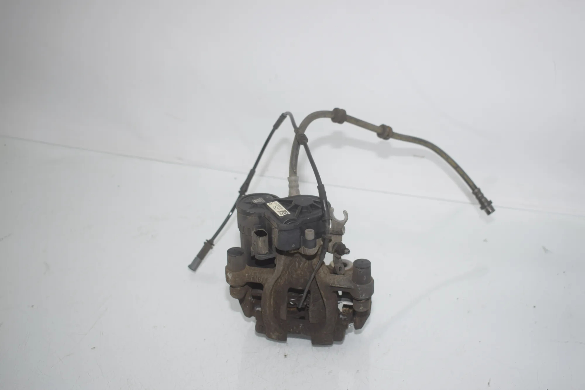 Rear Right Brake Caliper – OEM 6883022 · BMW X1 (F48) sDrive 18 i 2018
