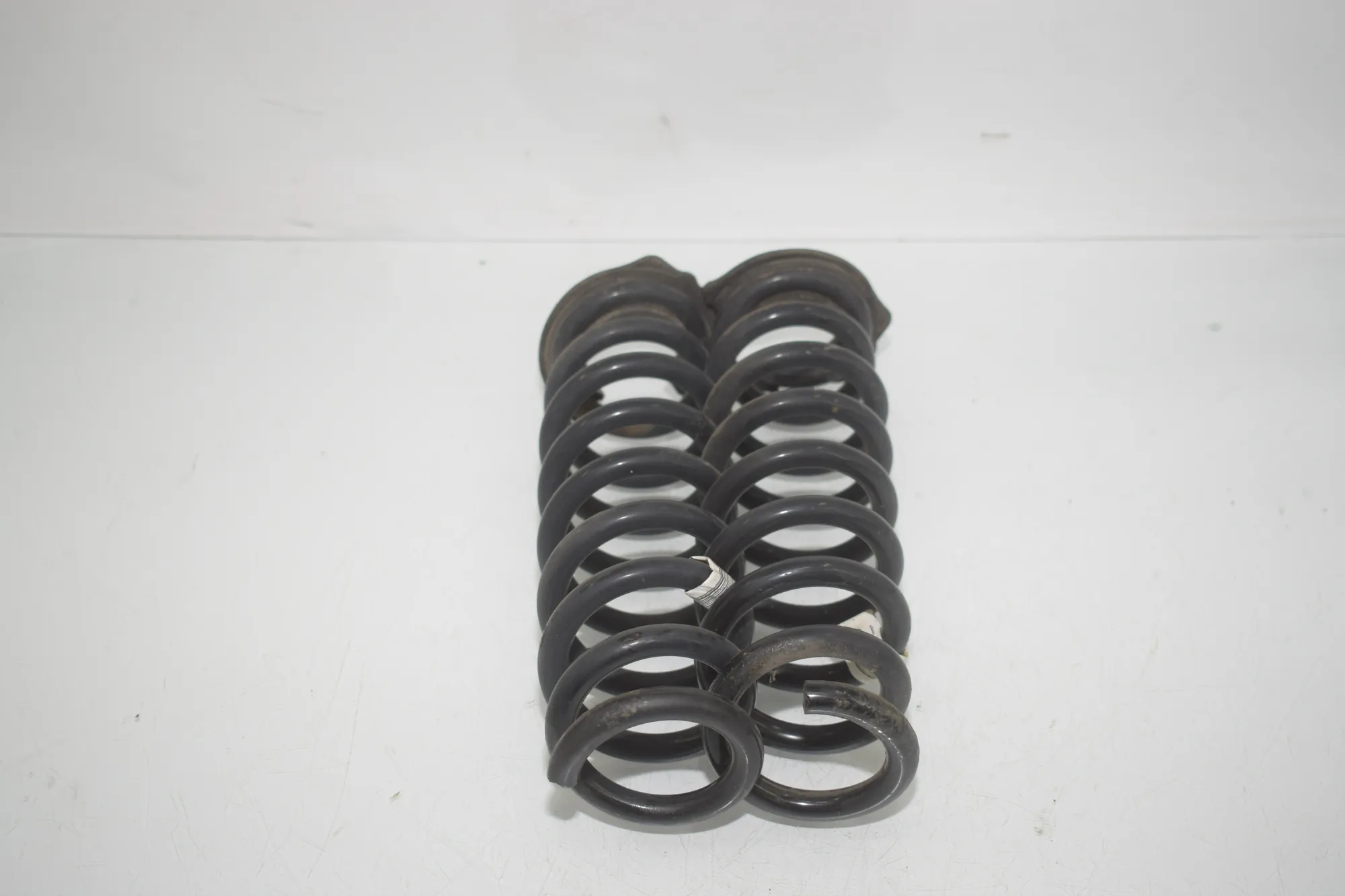 Rear Right Coil Spring – OEM 6851725 · BMW 3 (F30, F80) 320 i 2012