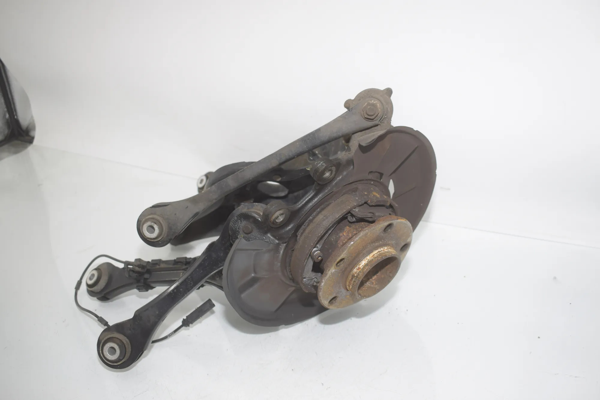Rear Right Wheel Hub – OEM 6792522 · BMW 3 (F30, F80) 320 i 2012 – 2