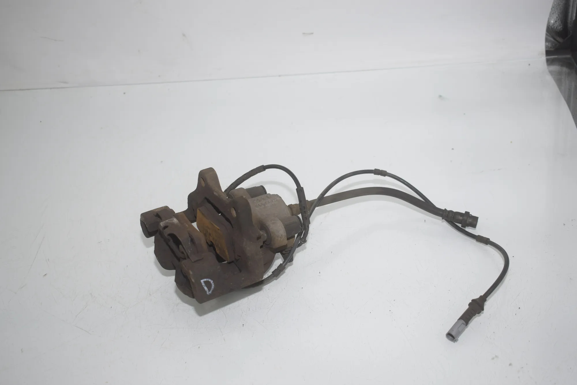 Rear Right Brake Caliper – OEM 6850858 · BMW 3 (F30, F80) 320 i 2012 – 5