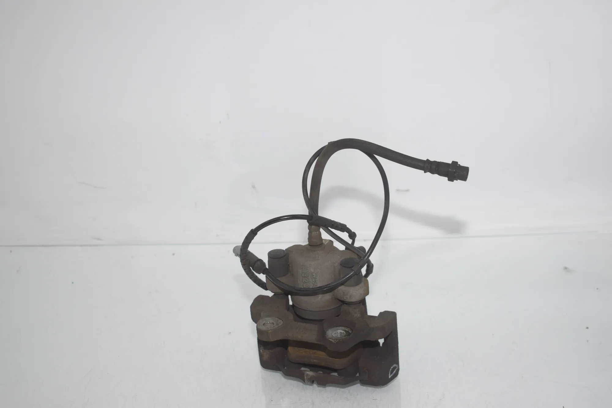 Rear Right Brake Caliper – OEM 6850858 · BMW 3 (F30, F80) 320 i 2012 – 3