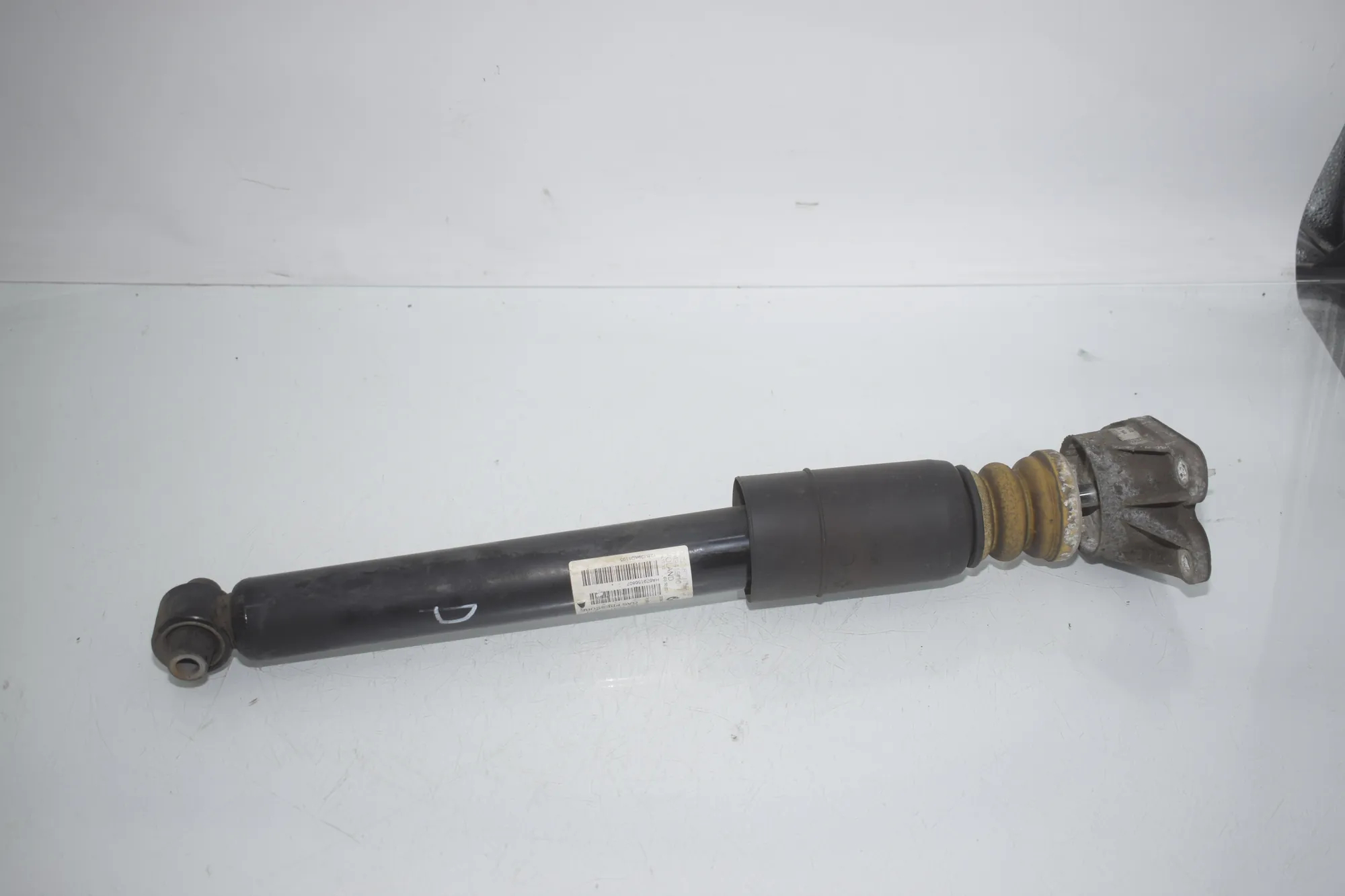 Rear Right Shock Absorber – OEM 6791568 · BMW 3 (F30, F80) 320 i 2012 – 2