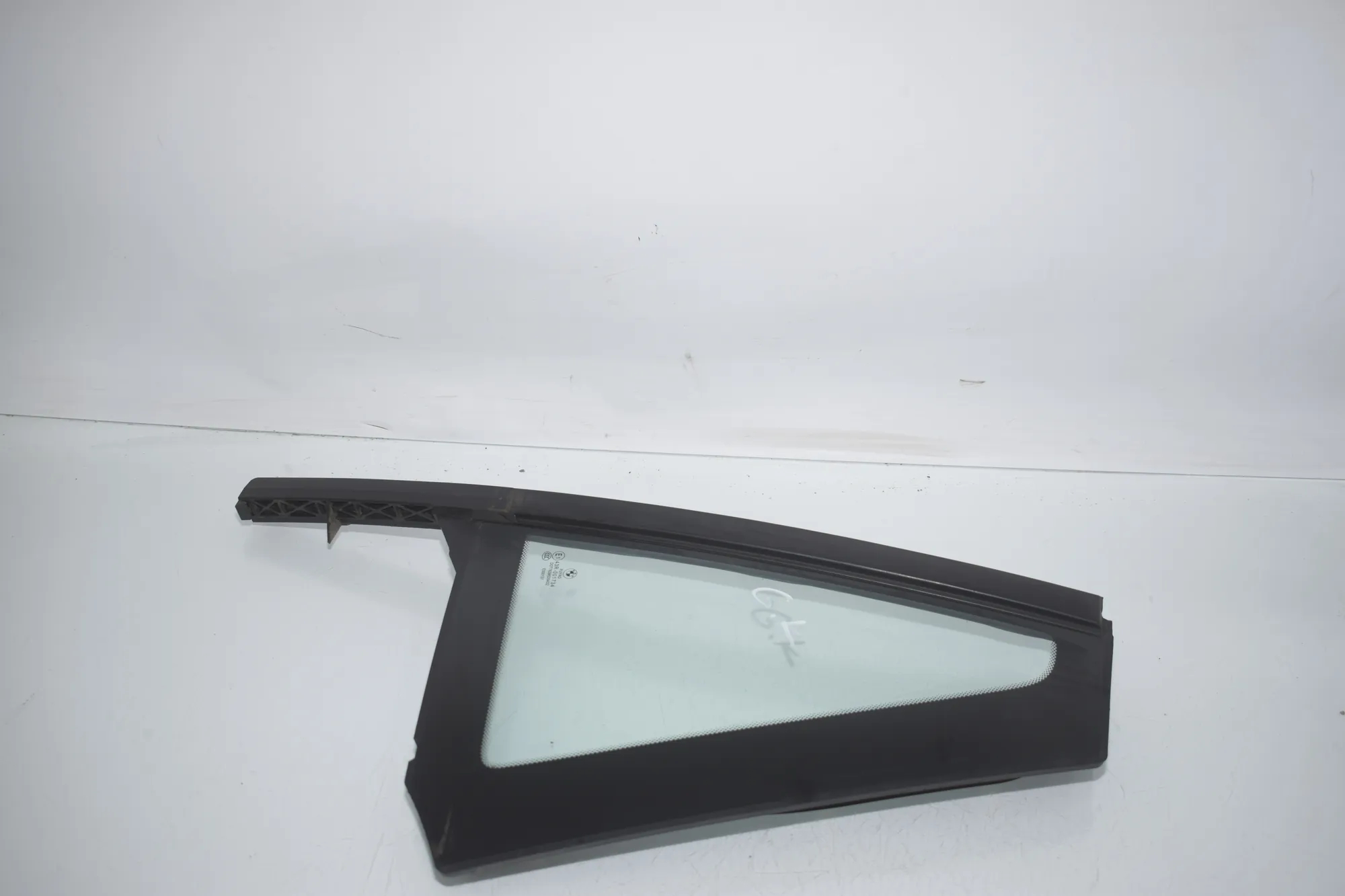 Rear Left Quarter Window – OEM 7405603 · BMW X1 (F48) sDrive 18 i 2018