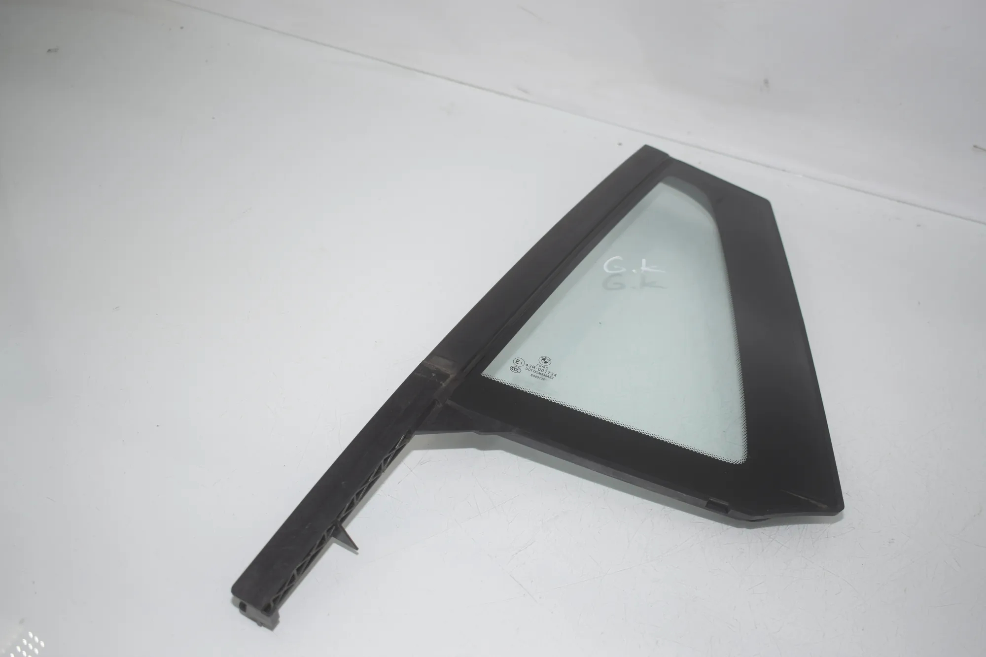 Rear Left Quarter Window – OEM 7405603 · BMW X1 (F48) sDrive 18 i 2018 – 3