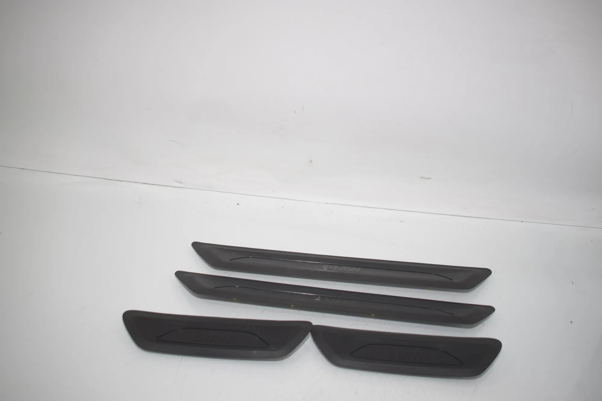 Door Sill Trim Kit – OEM 7263315 · BMW X1 (F48) sDrive 18 i 2018 – 3