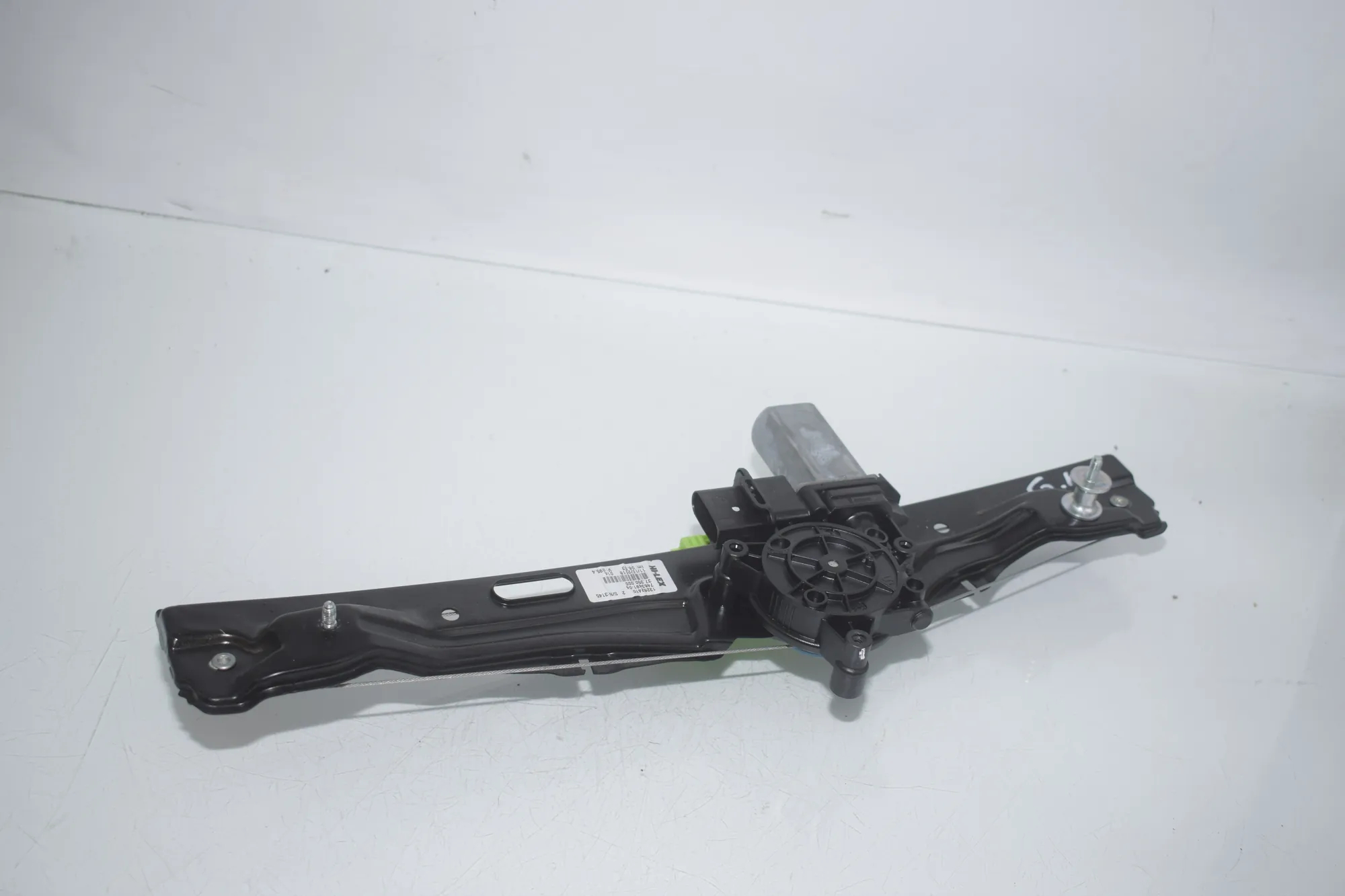 Rear Left Door Window Regulator – OEM 7463491 · BMW X1 (F48) sDrive 18 i 2018