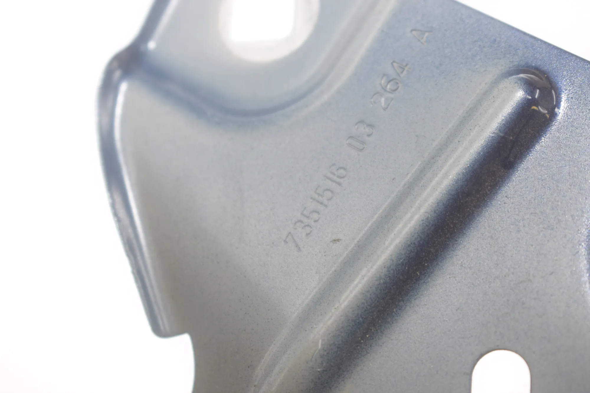 Front Right Fender Holder – OEM 7329448 · BMW X1 (F48) sDrive 18 i 2018 – 6