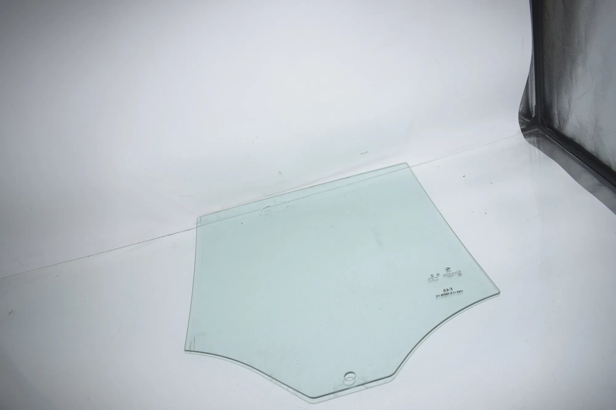 Rear Left Door Window – OEM 7349497 · BMW X1 (F48) sDrive 18 i 2018 – 3