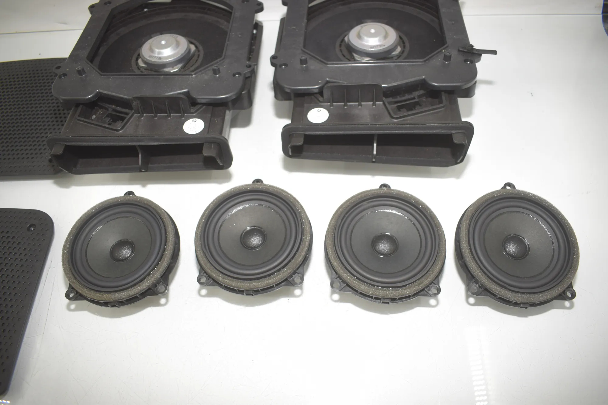 Sound Audio System Set – OEM 9275995 · BMW X1 (F48) sDrive 18 i 2018 – 6