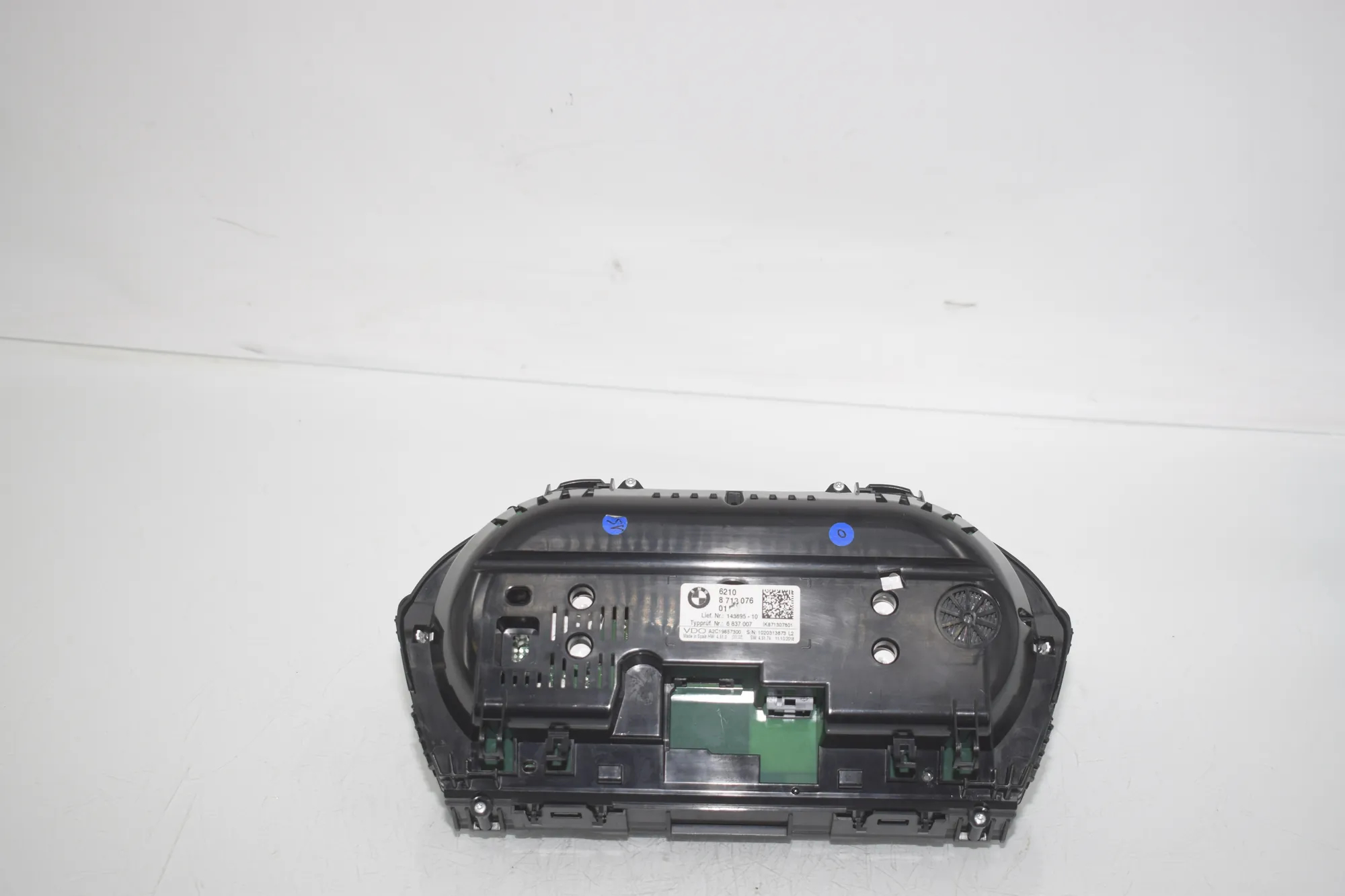 Instrument Cluster Speedometer – OEM 8713076 · BMW X1 (F48) sDrive 18 i 2018 – 5