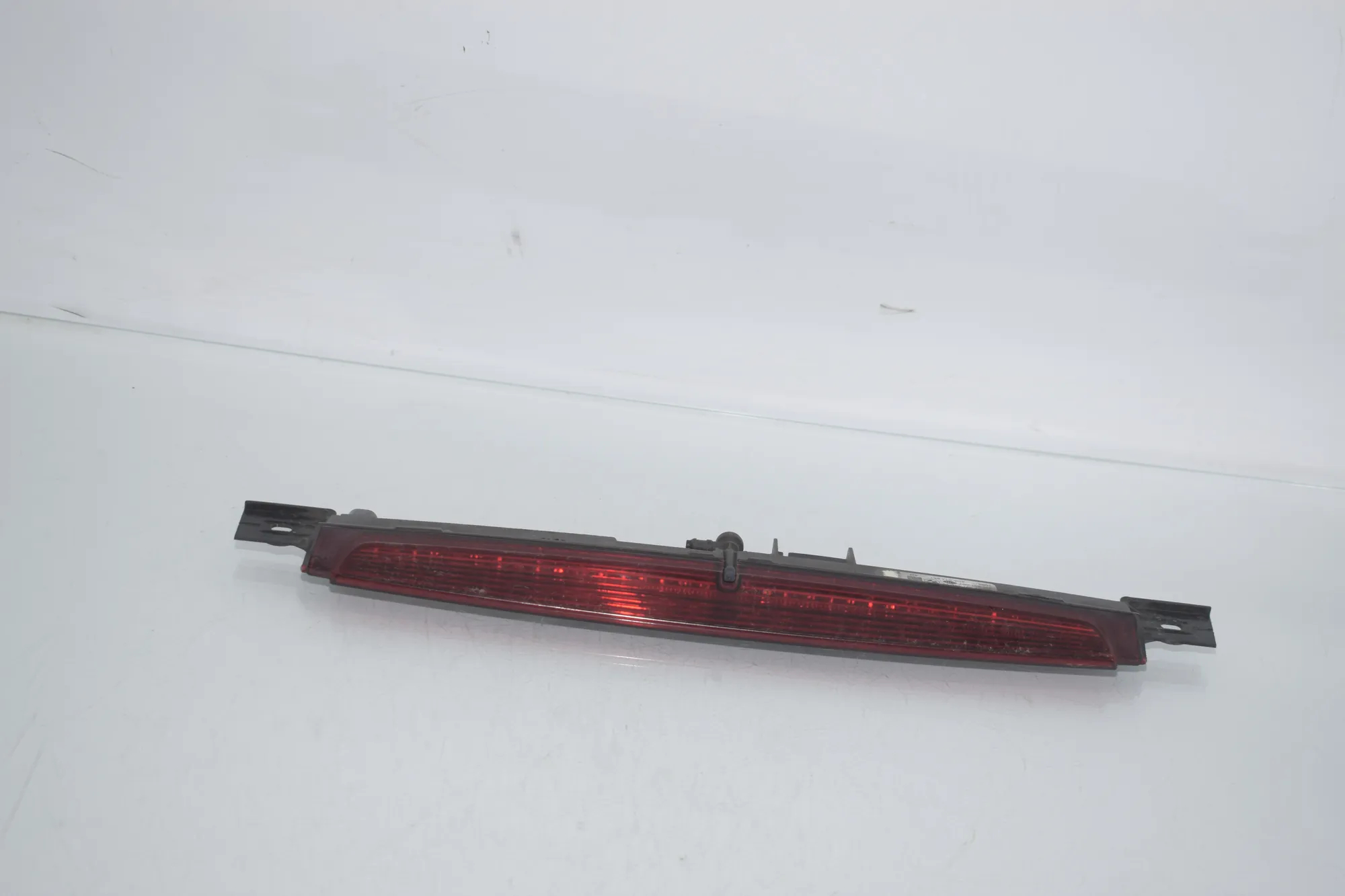 Rear Third Brake Stop Light – OEM 7297446 · BMW X1 (F48) sDrive 18 i 2018 – 2