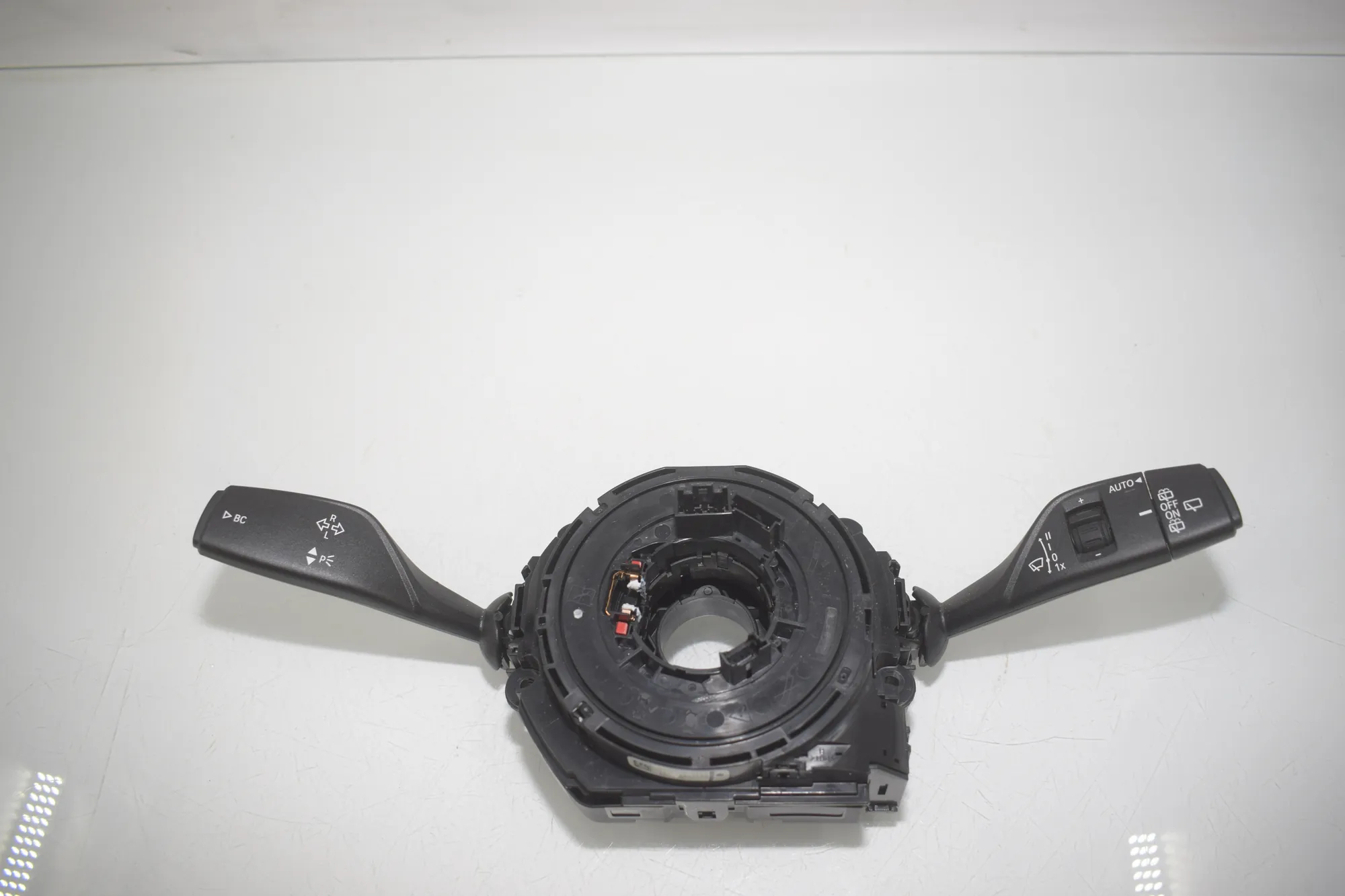 Indicator Wiper Stalk Switch – OEM 6827370 · BMW X1 (F48) sDrive 18 i 2018 – 2