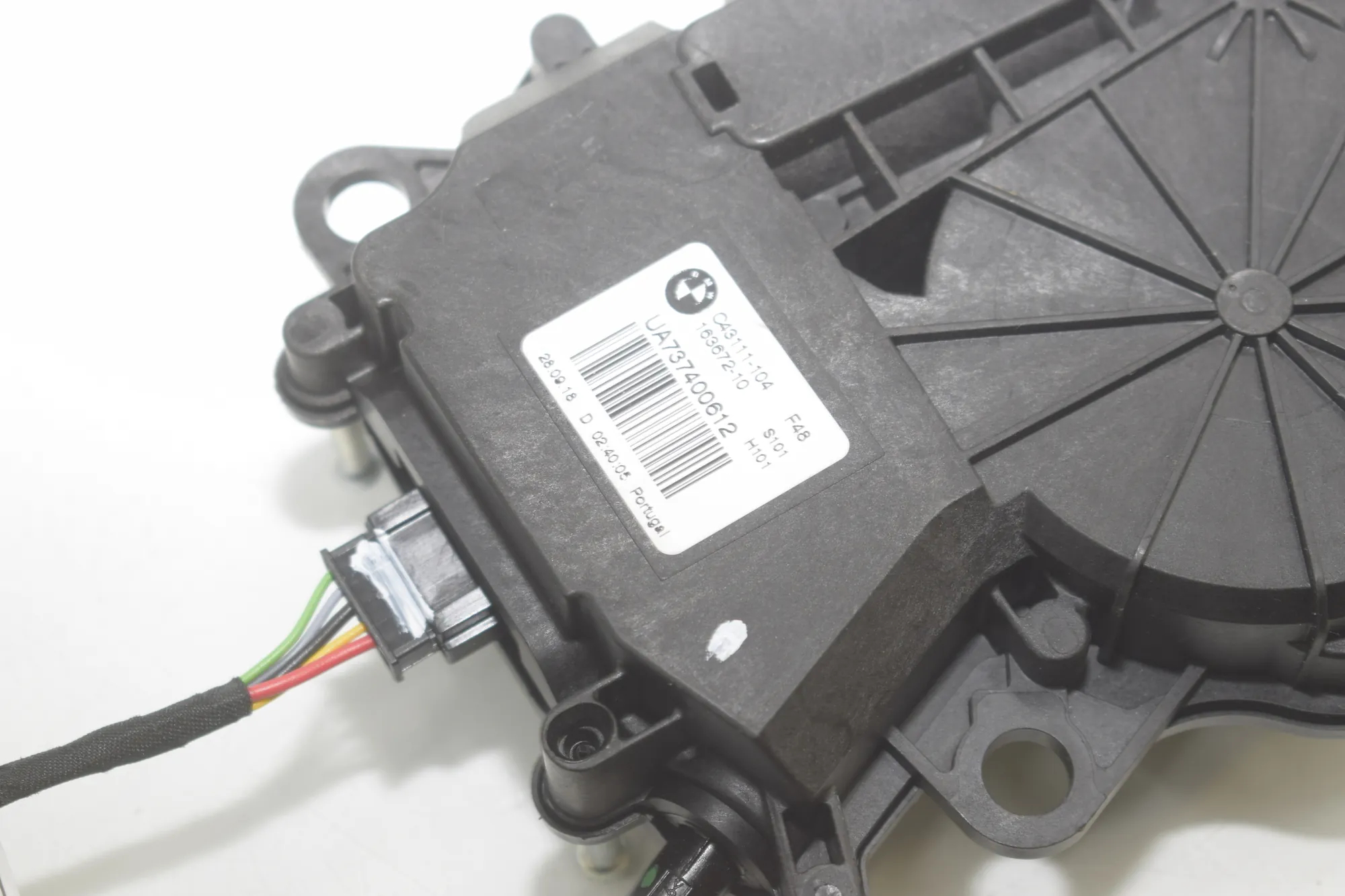 Electric Tailgate Opening Kit – OEM 9491419 · BMW X1 (F48) sDrive 18 i 2018 – 14