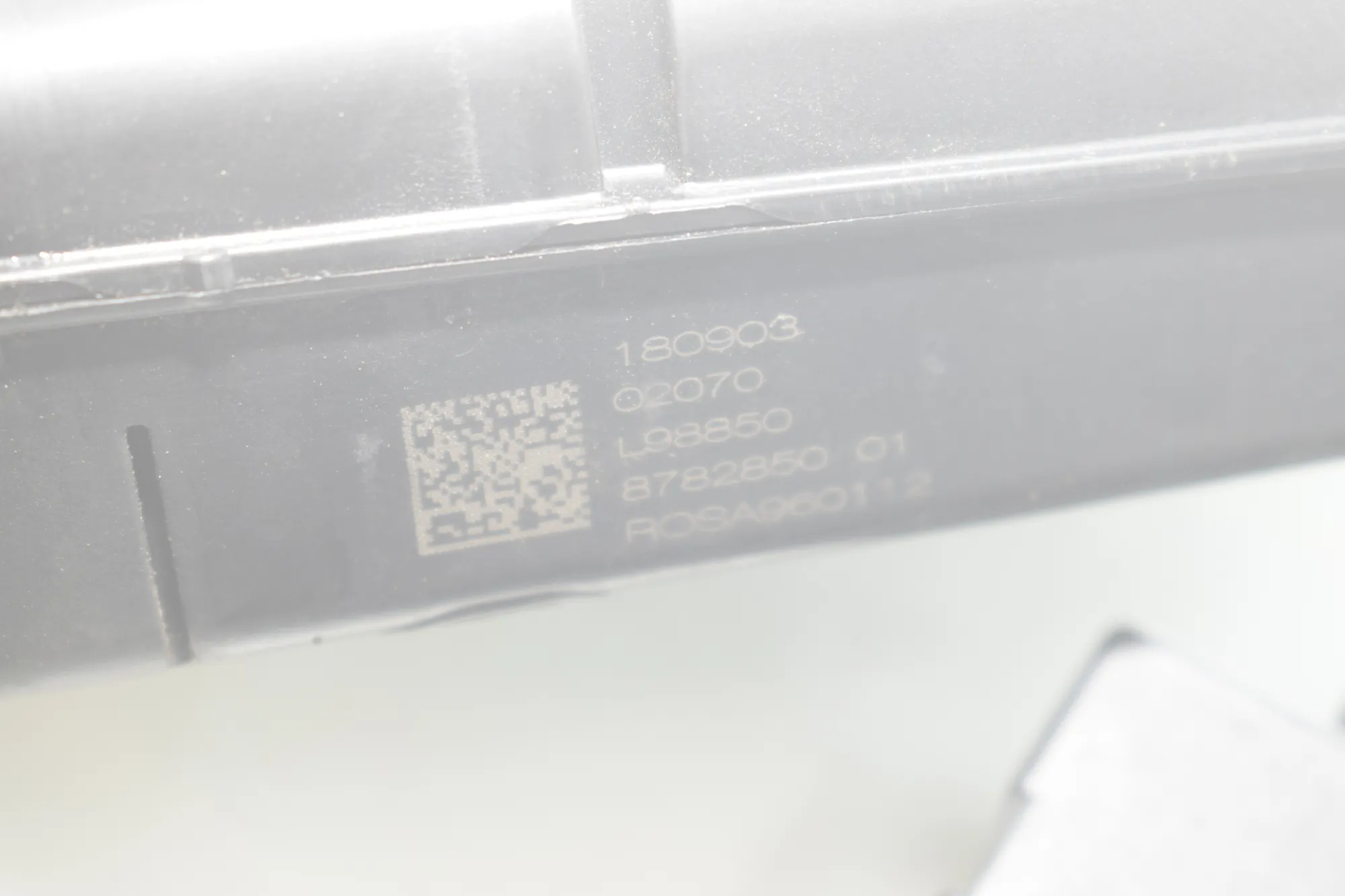 Other Control Units – OEM 9494391 · BMW X1 (F48) sDrive 18 i 2018 – 8