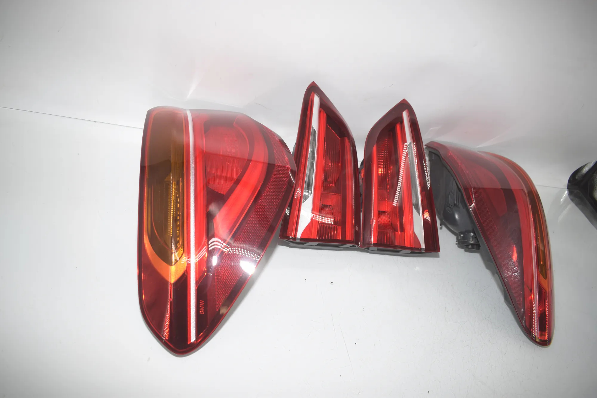 Rear Tail Light Set – OEM 7488545 · BMW X1 (F48) sDrive 18 i 2018 – 8