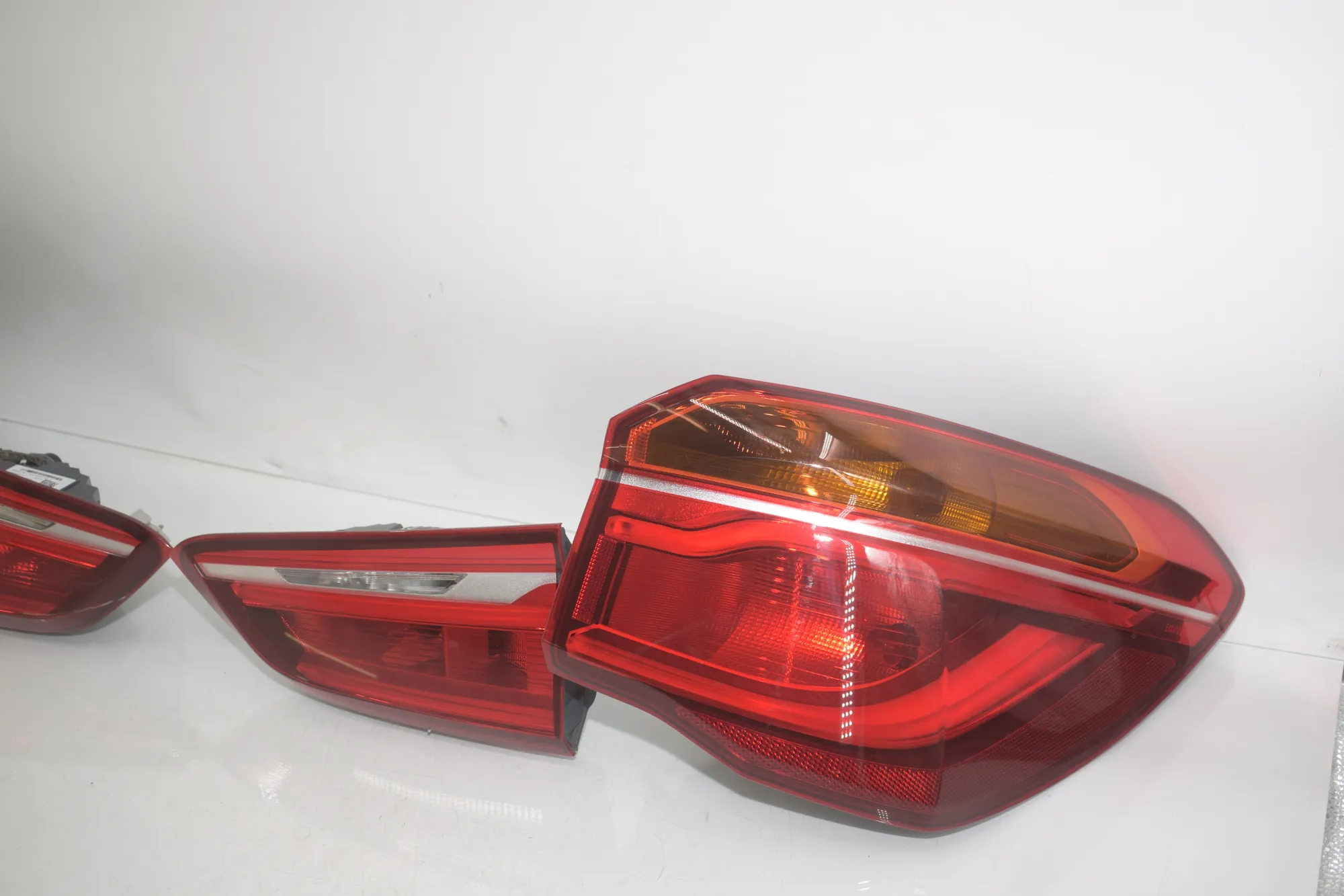 Rear Tail Light Set – OEM 7488545 · BMW X1 (F48) sDrive 18 i 2018 – 4
