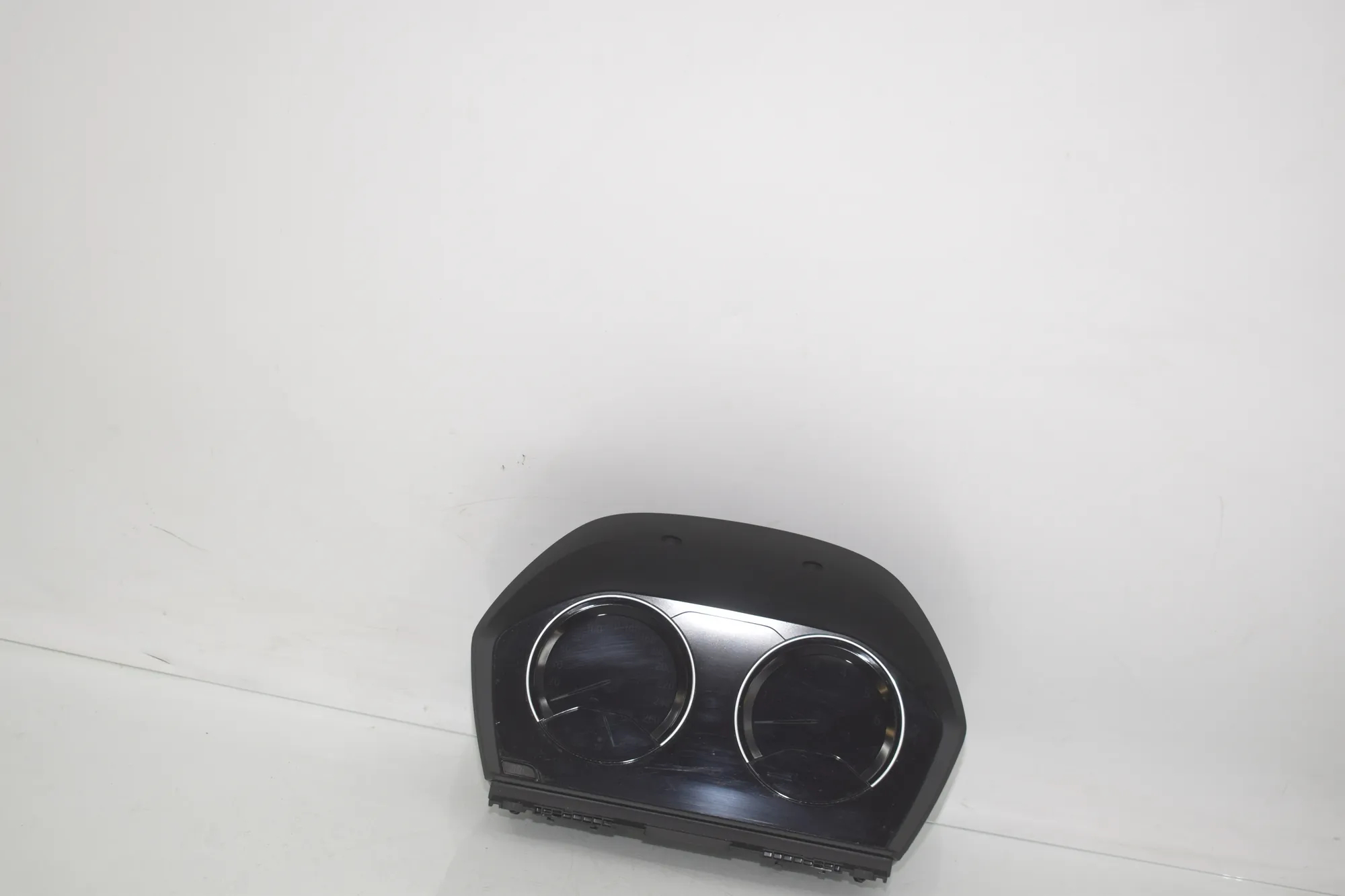 Instrument Cluster Speedometer – OEM 8713077 · BMW BMW 2 Active Tourer (F45) 225 xe 2019 – 2