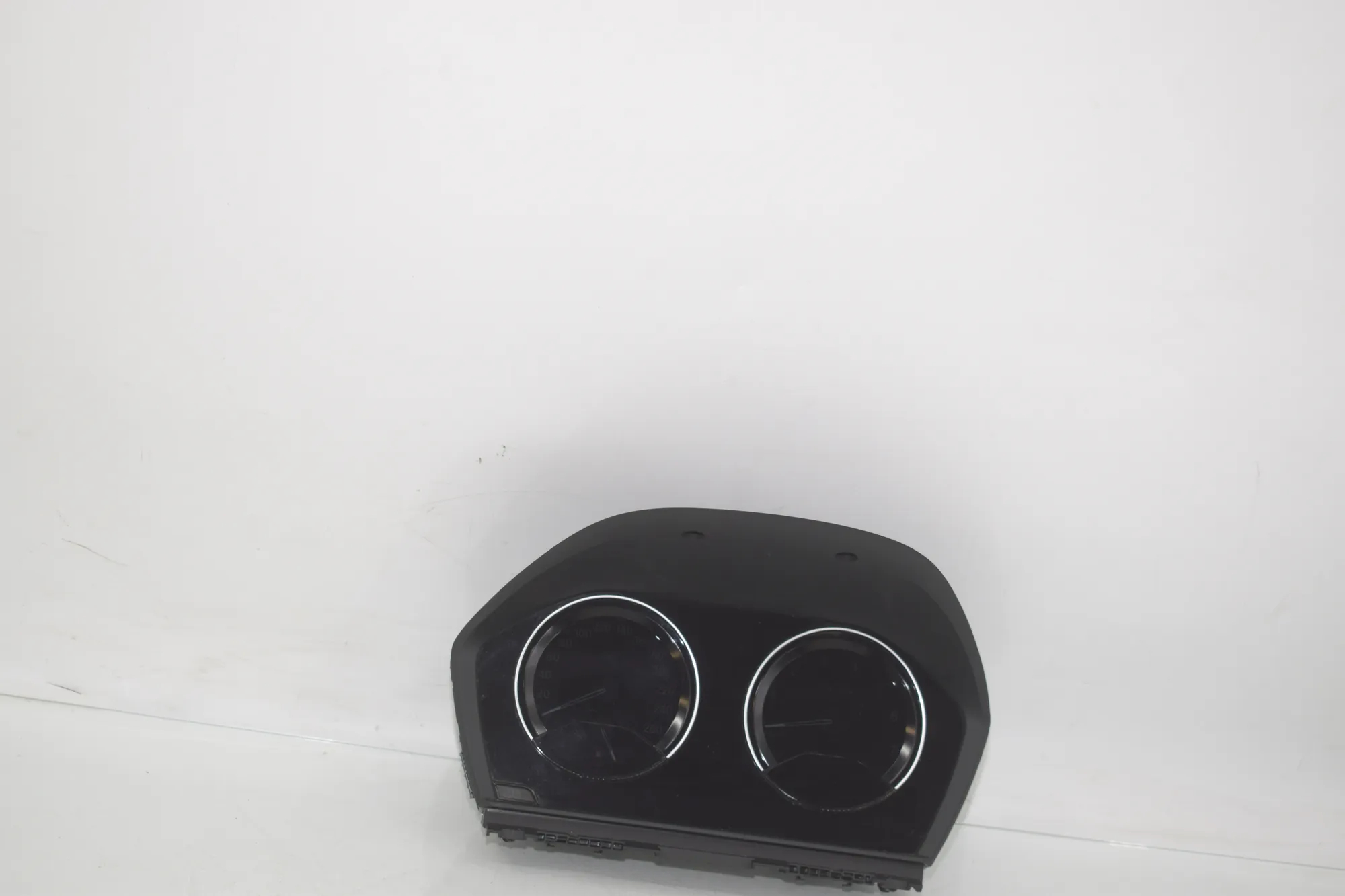 Instrument Cluster Speedometer – OEM 8713077 · BMW BMW 2 Active Tourer (F45) 225 xe 2019