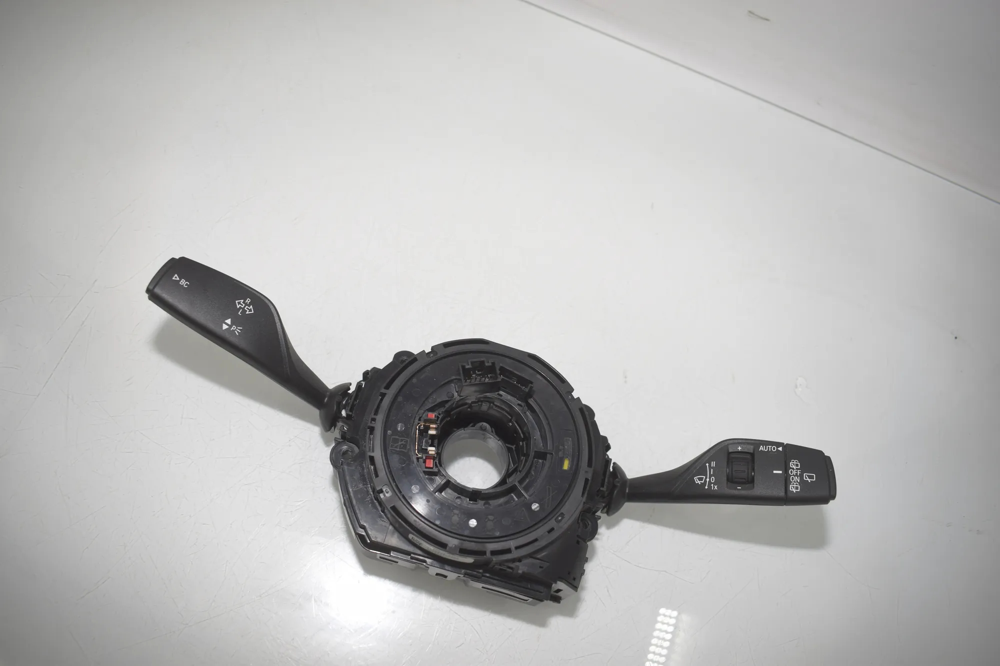 Indicator Wiper Stalk Switch – OEM 6827369 · BMW BMW 2 Active Tourer (F45) 225 xe 2019 – 2