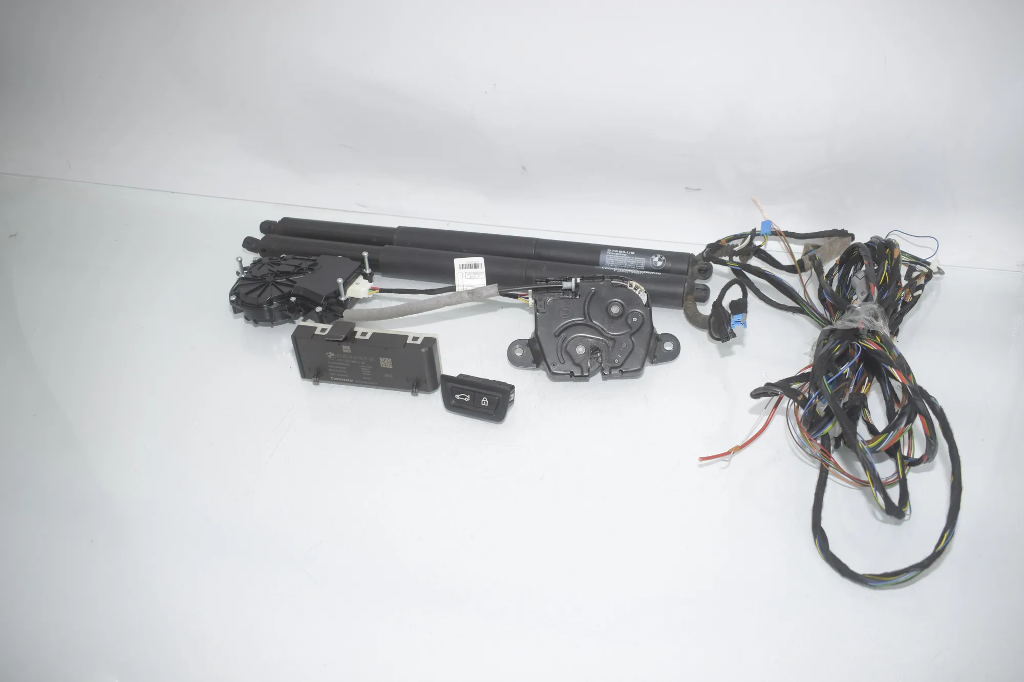 Electric Tailgate Opening Kit – OEM 9275121 · BMW BMW 2 Active Tourer (F45) 225 xe 2019 – 3