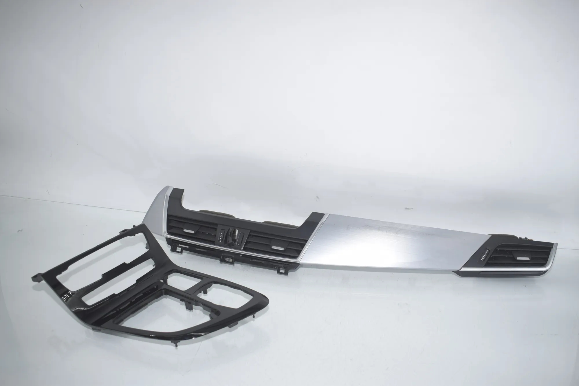 Dashboard Trim – OEM 9287611 · BMW BMW 2 Active Tourer (F45) 225 xe 2019 – 3