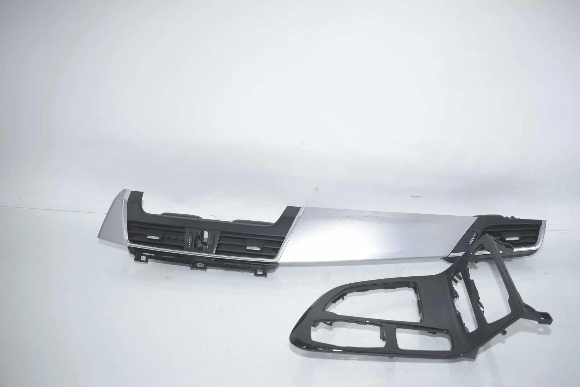 Dashboard Trim – OEM 9287611 · BMW BMW 2 Active Tourer (F45) 225 xe 2019