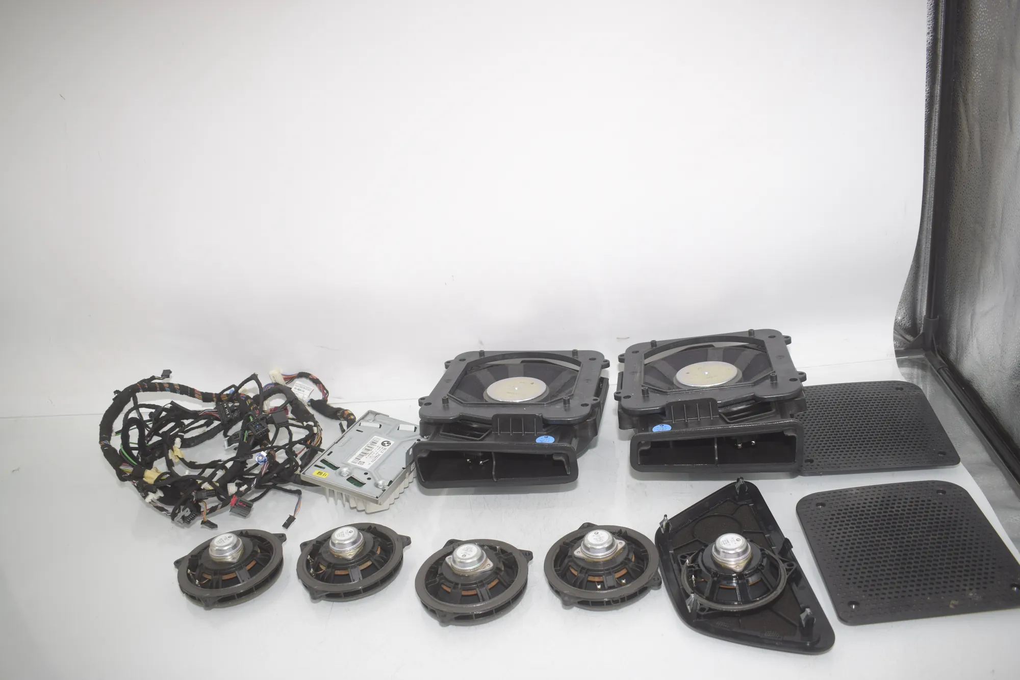Sound Audio System Set – OEM 9281896 · BMW BMW 2 Active Tourer (F45) 225 xe 2019 – 3