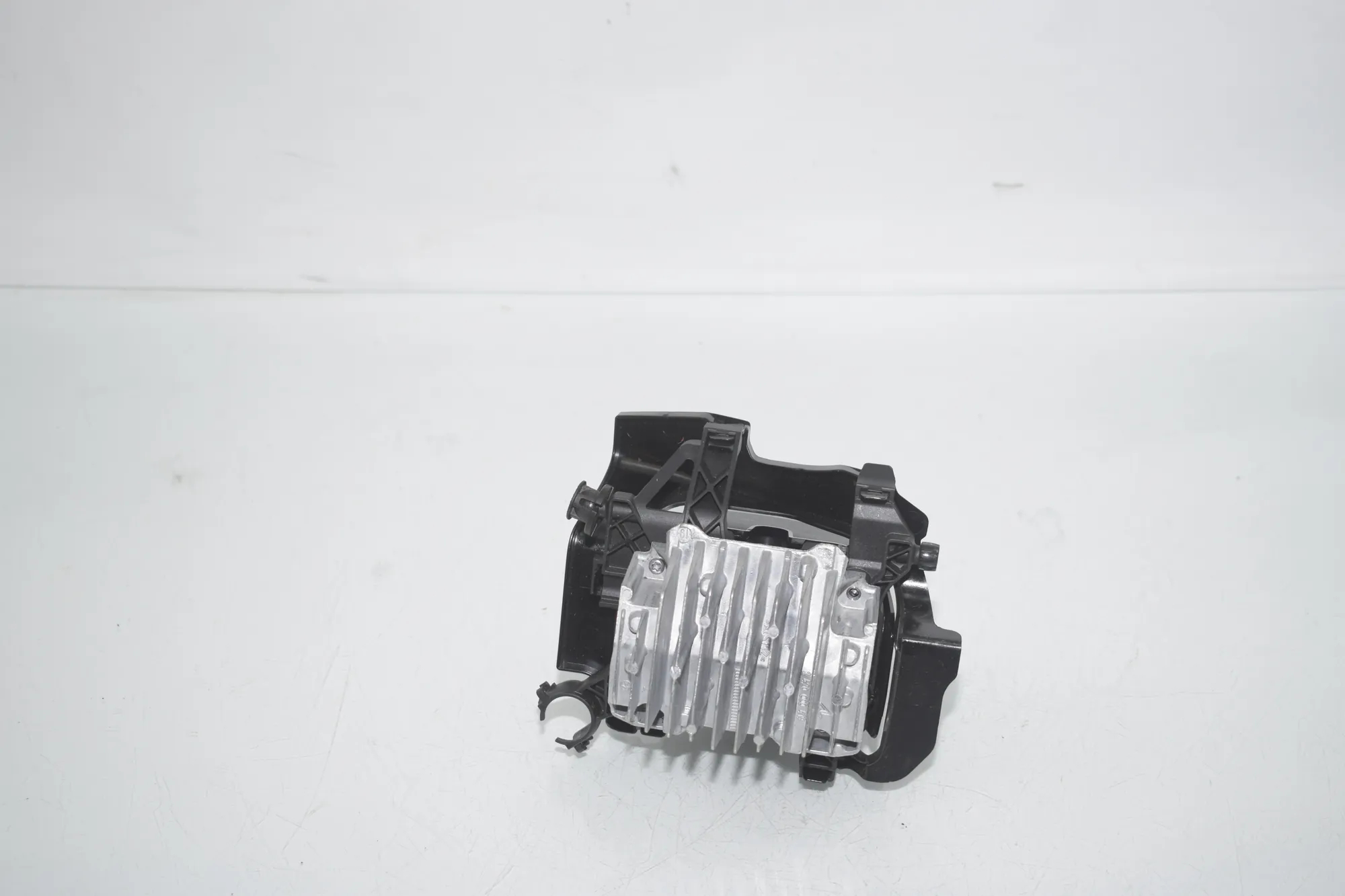 LED Lights Control Unit – OEM 7391395 · BMW BMW 2 Active Tourer (F45) 225 xe 2019 – 3