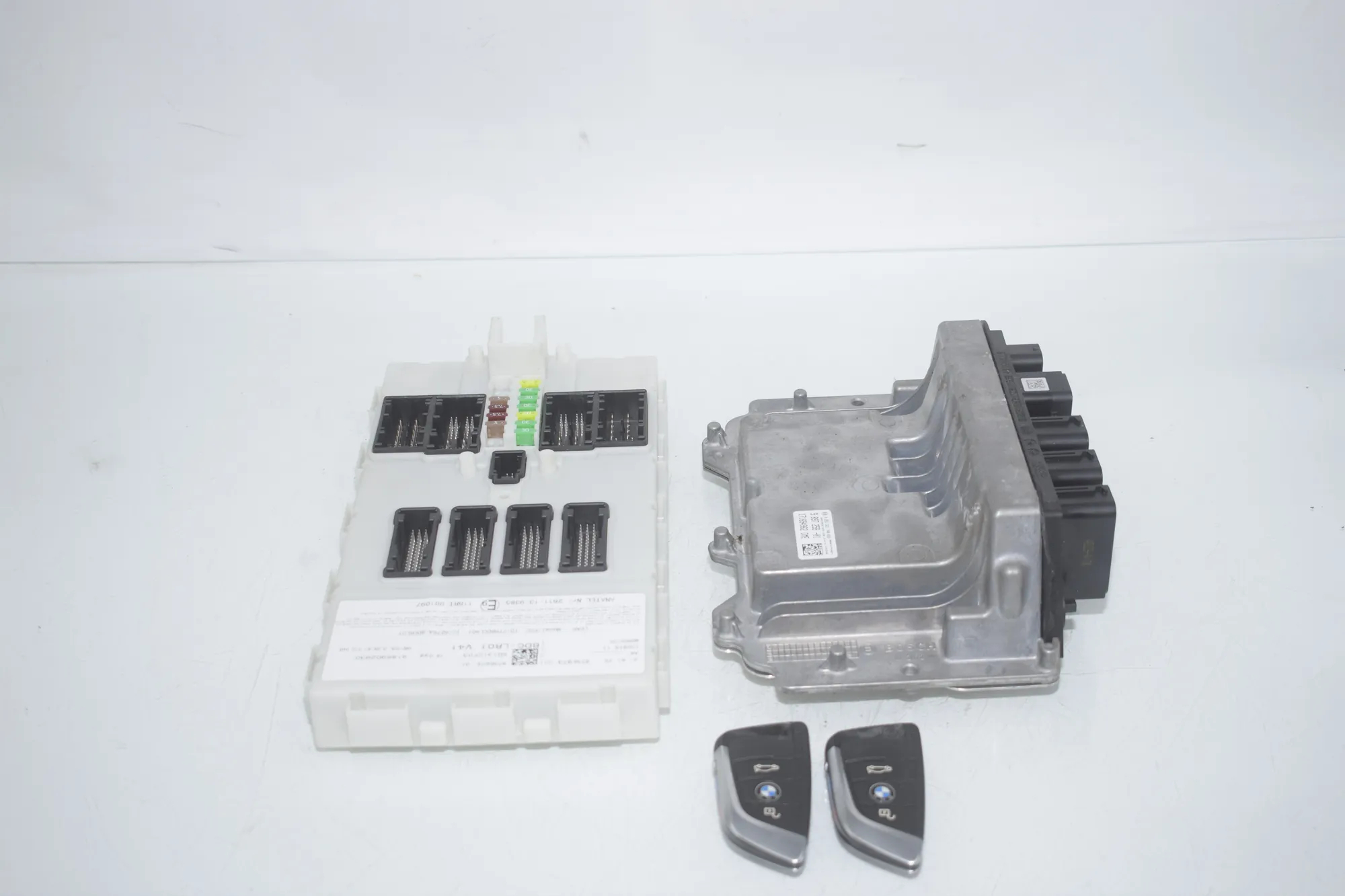 Engine Ignition ECU Set – OEM 8736973 · BMW BMW 2 Active Tourer (F45) 225 xe 2019 – 3