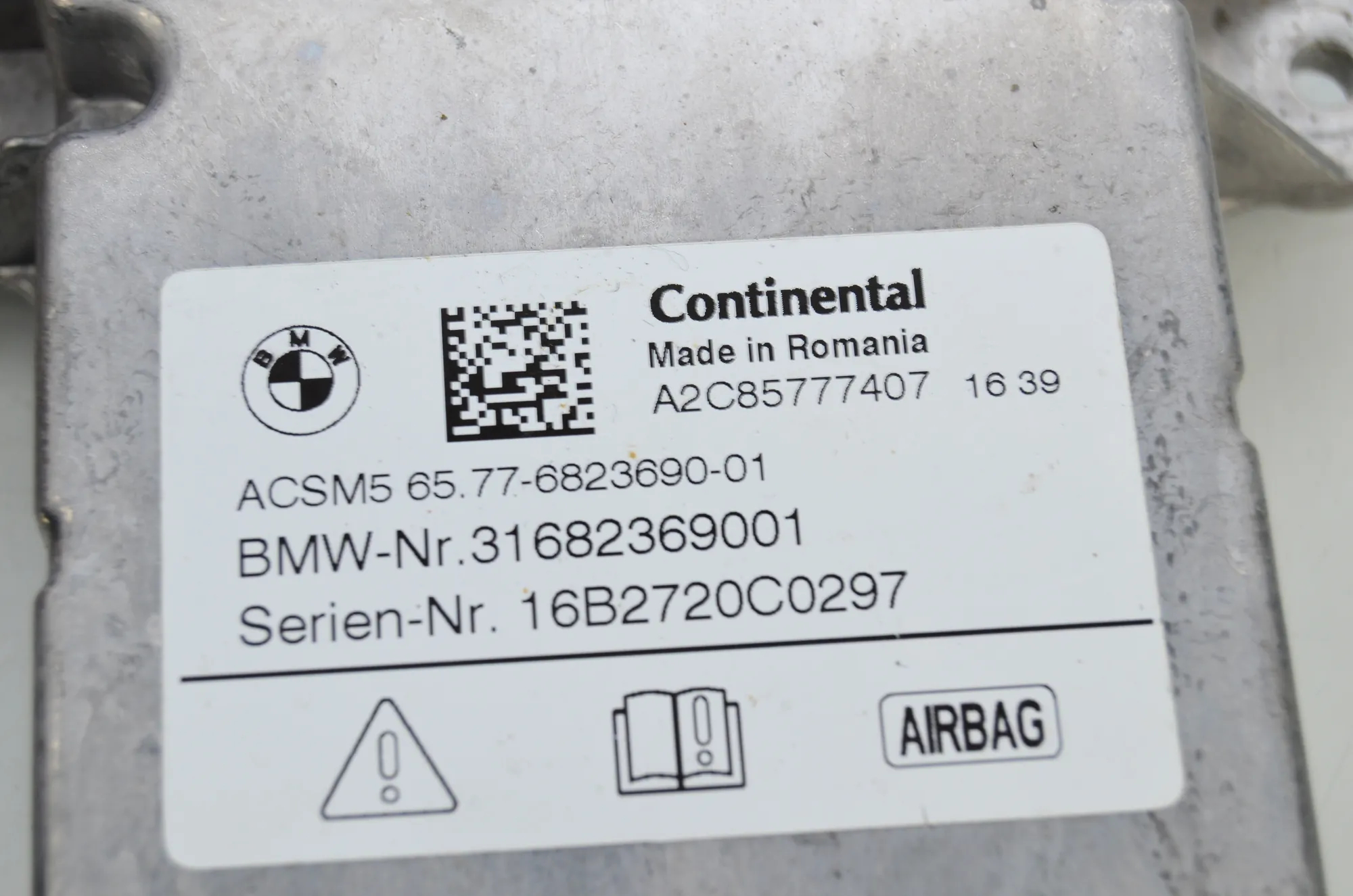 Distance Radar Sensor – OEM 6886388 · BMW 7 (G11, G12) 750 d, Ld xDrive 2016 – 10