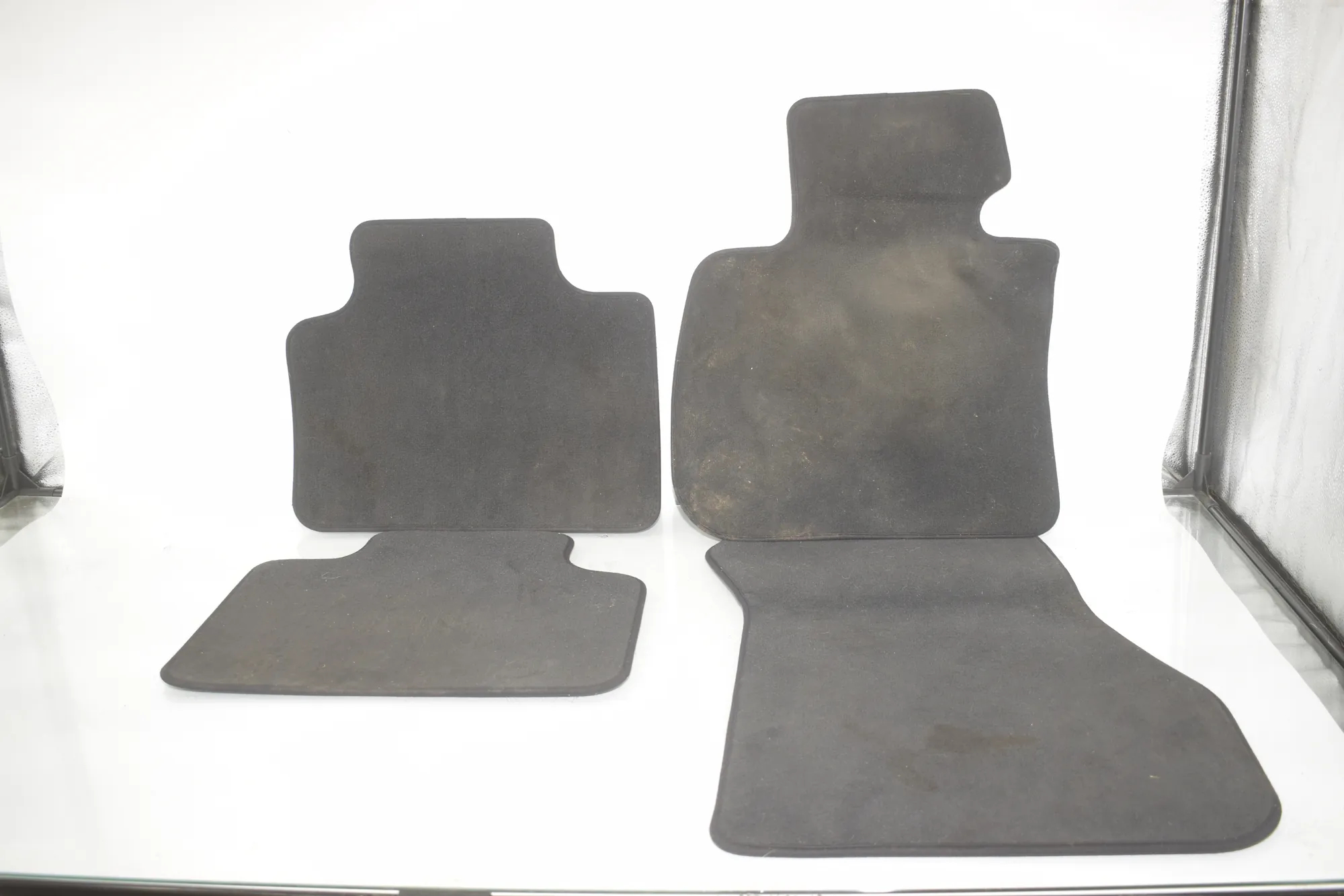 Floor Mat Set – OEM 7409638 · BMW BMW 2 Active Tourer (F45) 225 xe 2019