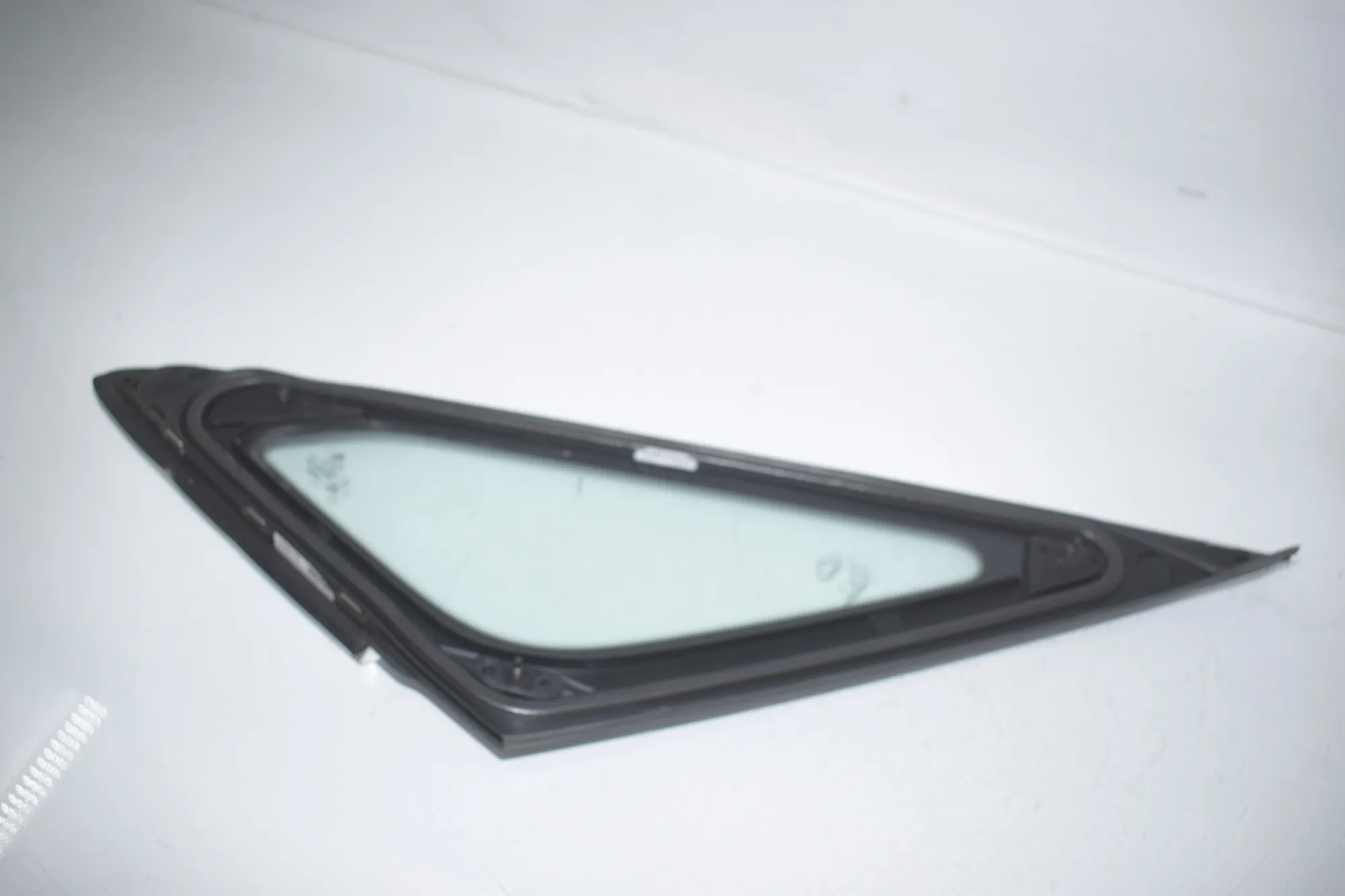 Front Right Quarter Window – OEM 7326156 · BMW BMW 2 Active Tourer (F45) 225 xe 2019 – 4