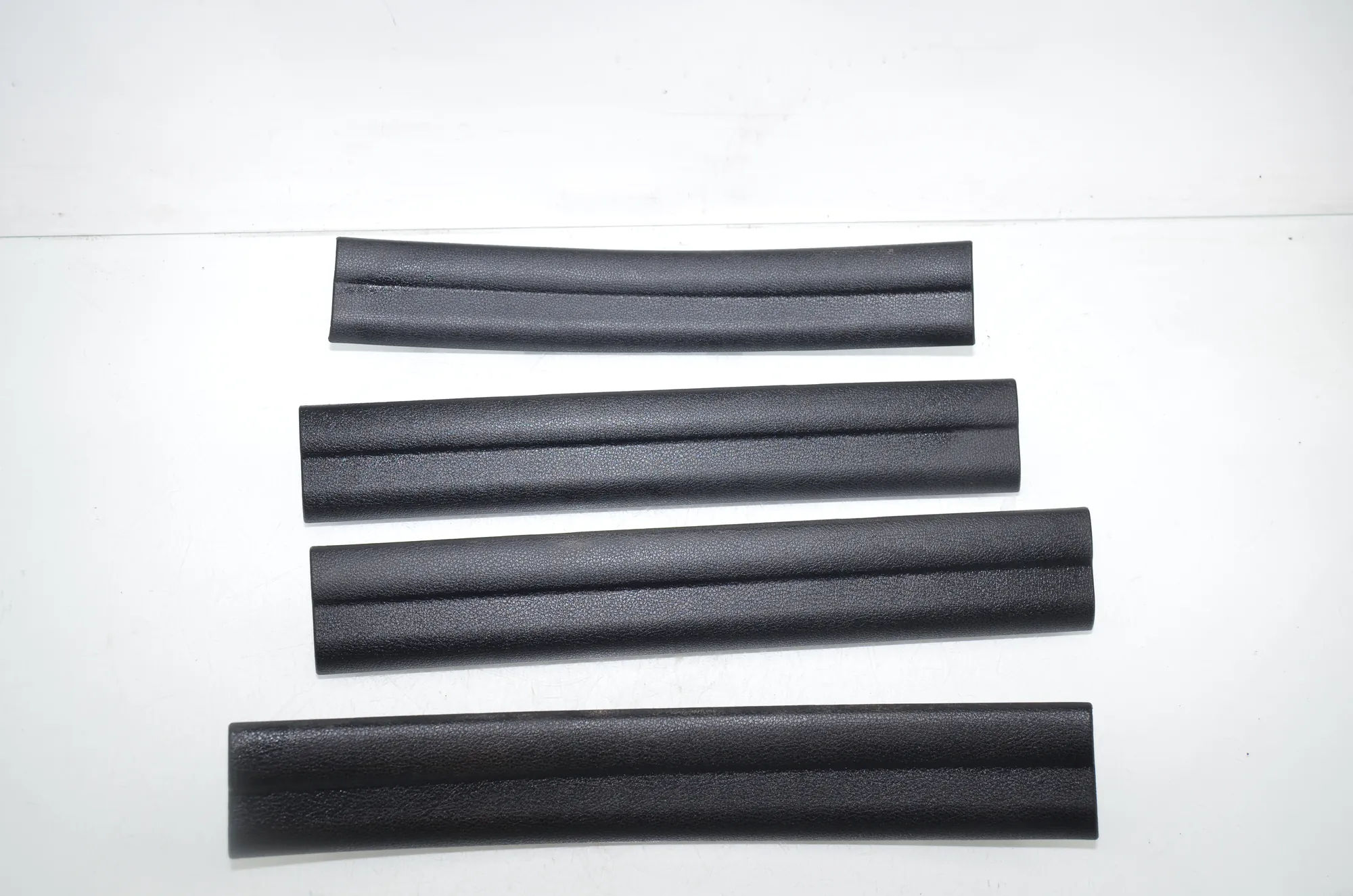 Rear Right Interior Step Trim – OEM 7298842 · BMW BMW 2 Active Tourer (F45) 225 xe 2019