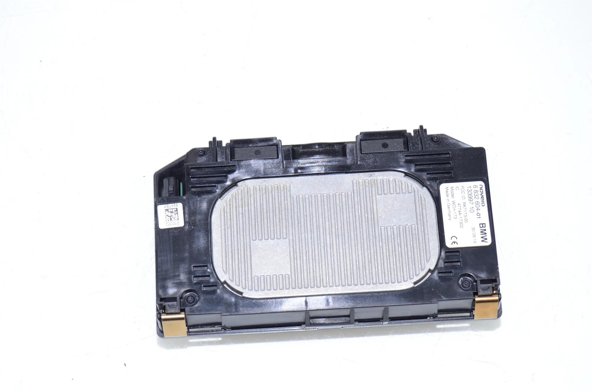Wireless Charging Station – OEM 6832604 · BMW 7 (G11, G12) 750 d, Ld xDrive 2016 – 3