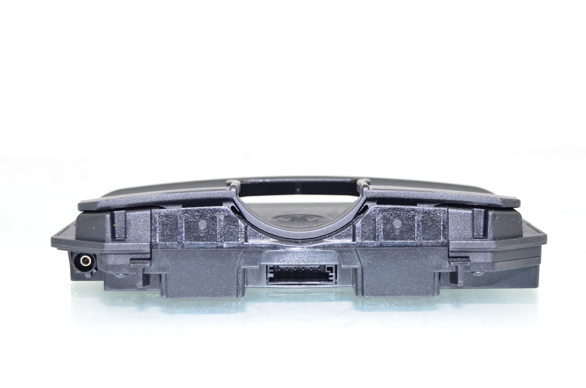 Wireless Charging Station – OEM 6832604 · BMW 7 (G11, G12) 750 d, Ld xDrive 2016 – 4