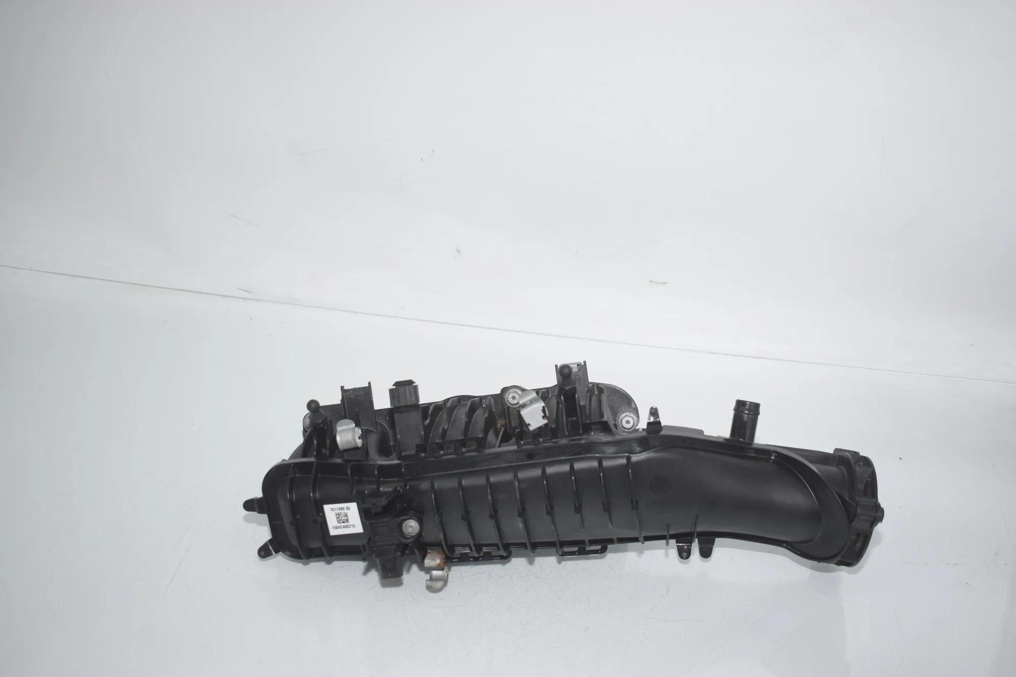 Intake Manifold – OEM 7617499 · BMW 2 Active Tourer (F45) 218 i 2015 – 2
