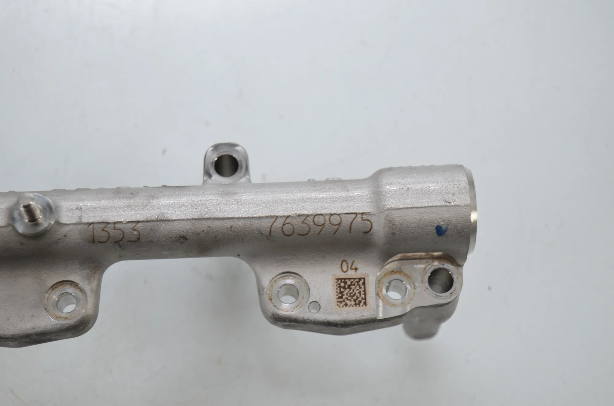 Fuel Rail – OEM 7639975 · BMW 2 Active Tourer (F45) 218 i 2015 – 5