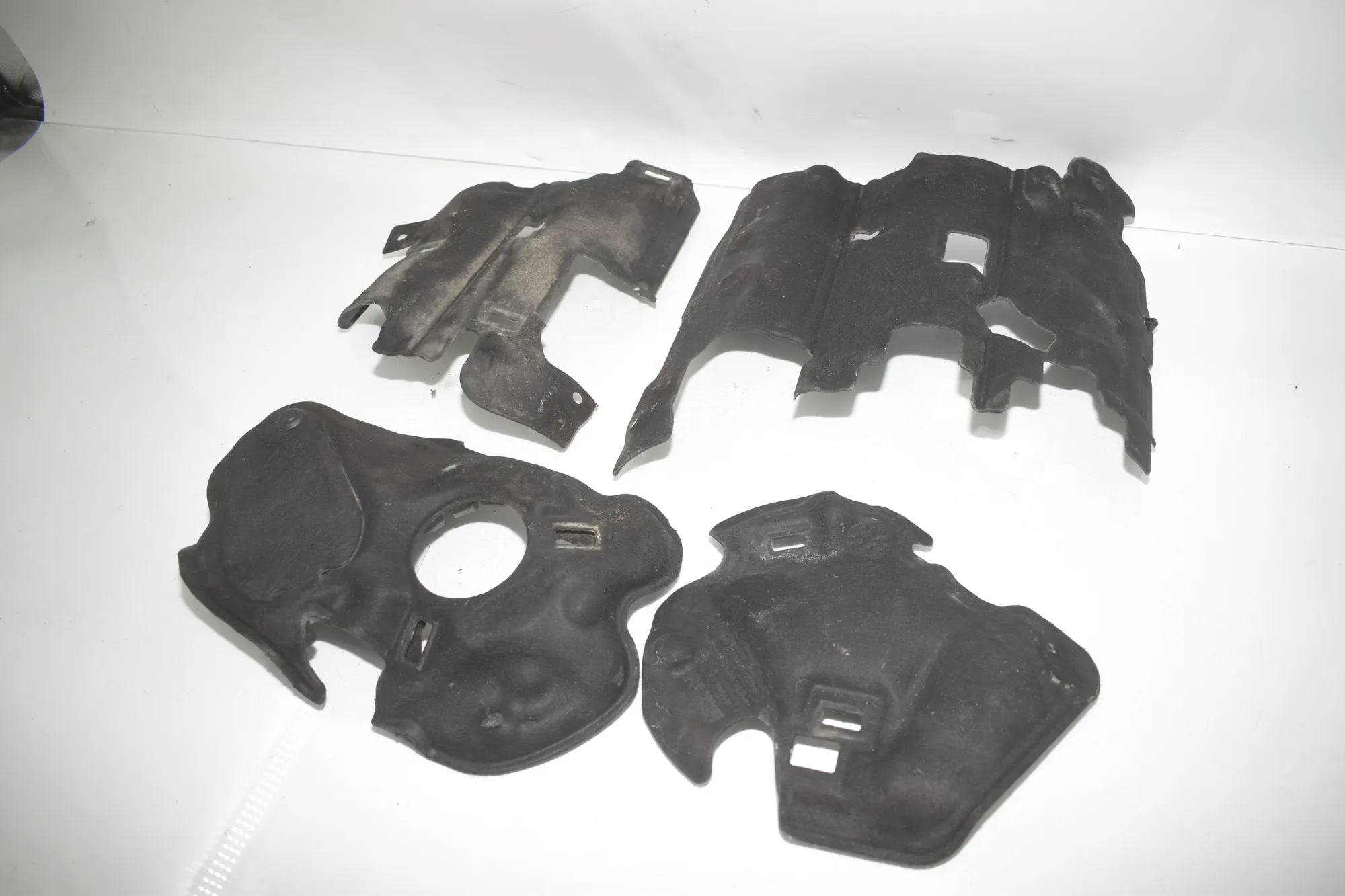 Sound Insulation – OEM 8650091 · BMW BMW 2 Active Tourer (F45) 225 xe 2019 – 2