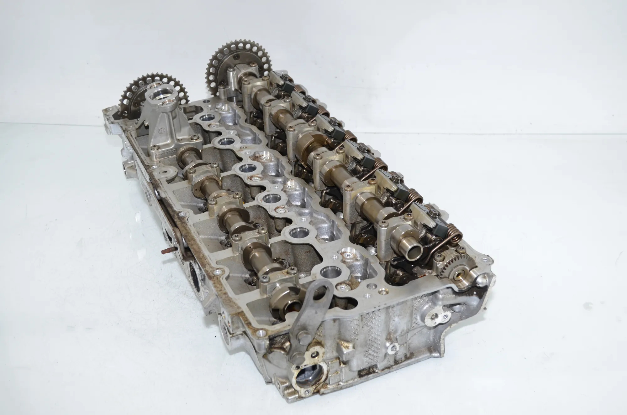Engine Cylinder Head – OEM 7934494 · BMW X7 (G07) BMW X7 (G07) xDrive 40 i 2019 – 5