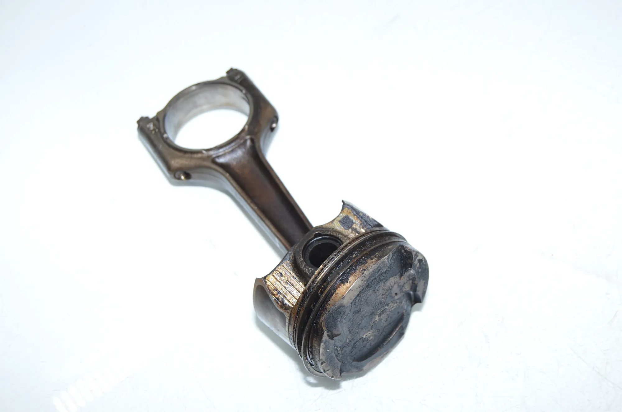 Piston – OEM 8623419 · BMW X7 (G07) BMW X7 (G07) xDrive 40 i 2019 – 4