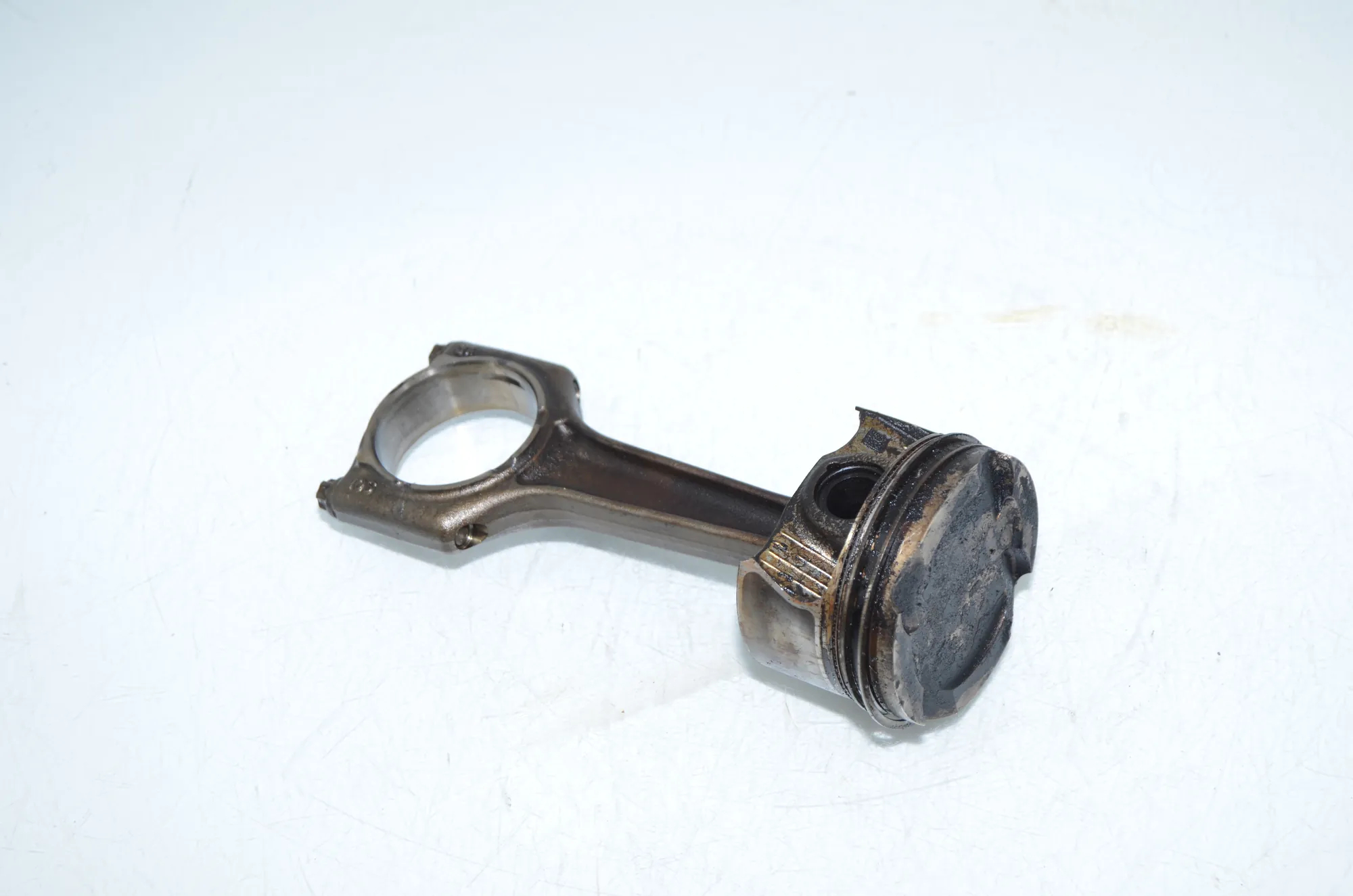 Piston – OEM 11248623419 · BMW X7 (G07) BMW X7 (G07) xDrive 40 i 2019