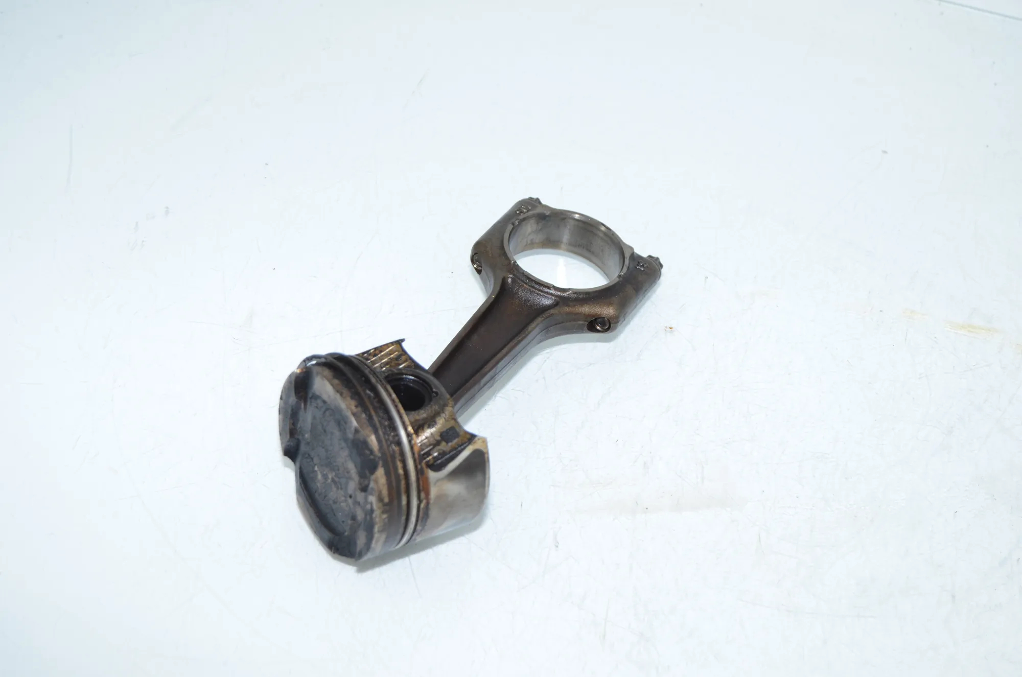 Piston – OEM 11248623419 · BMW X7 (G07) BMW X7 (G07) xDrive 40 i 2019 – 2