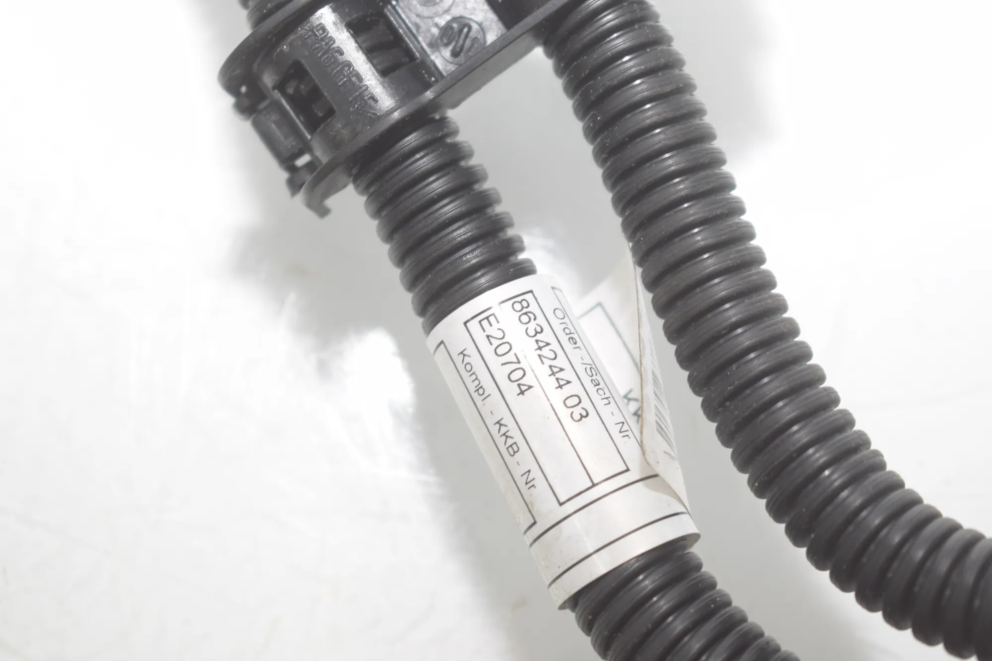 Fuel Injector Wire Connection – OEM 8634244 · BMW BMW 2 Active Tourer (F45) 225 xe 2019 – 4
